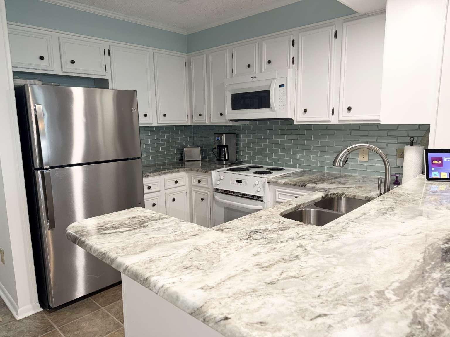 9570 Shore Dr. Property Photo 10