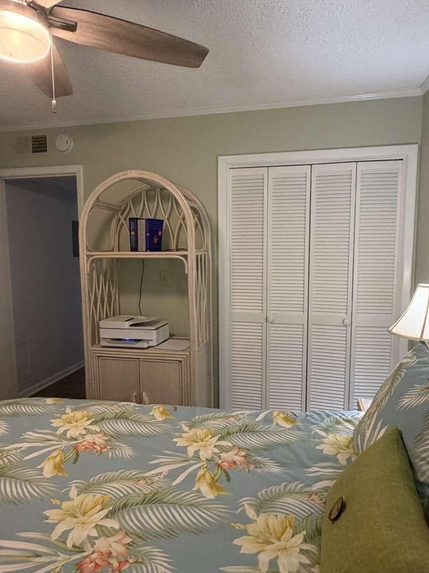 9570 Shore Dr. Property Photo 27