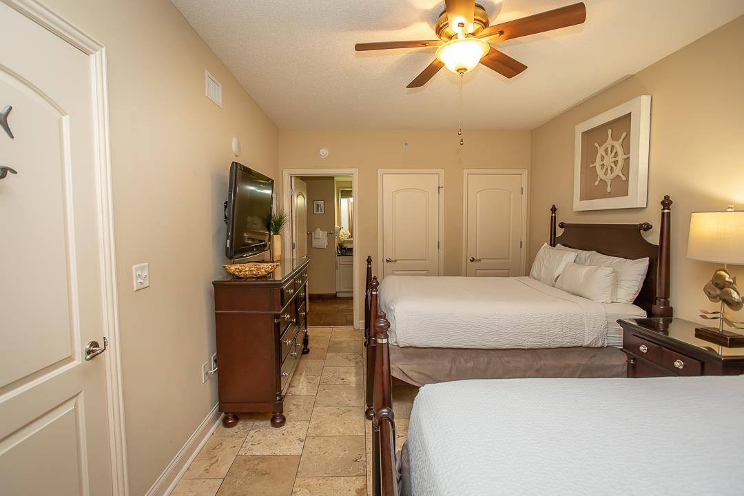 100 North Beach Blvd. Property Photo 5