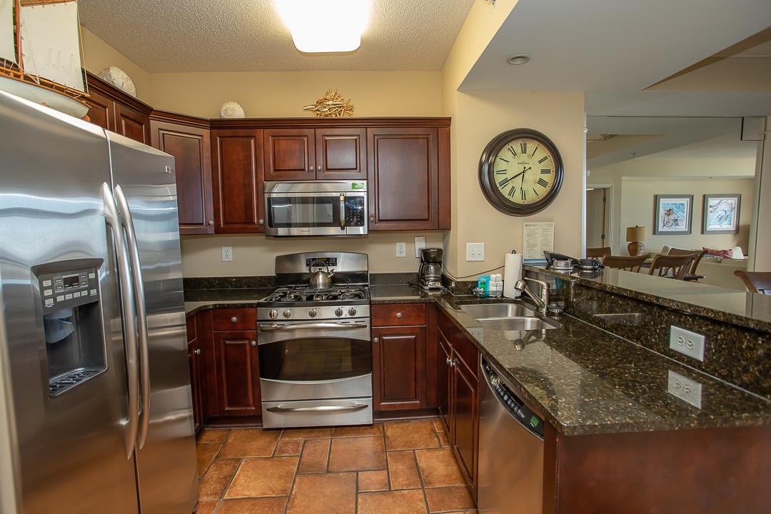 100 North Beach Blvd. Property Photo 10