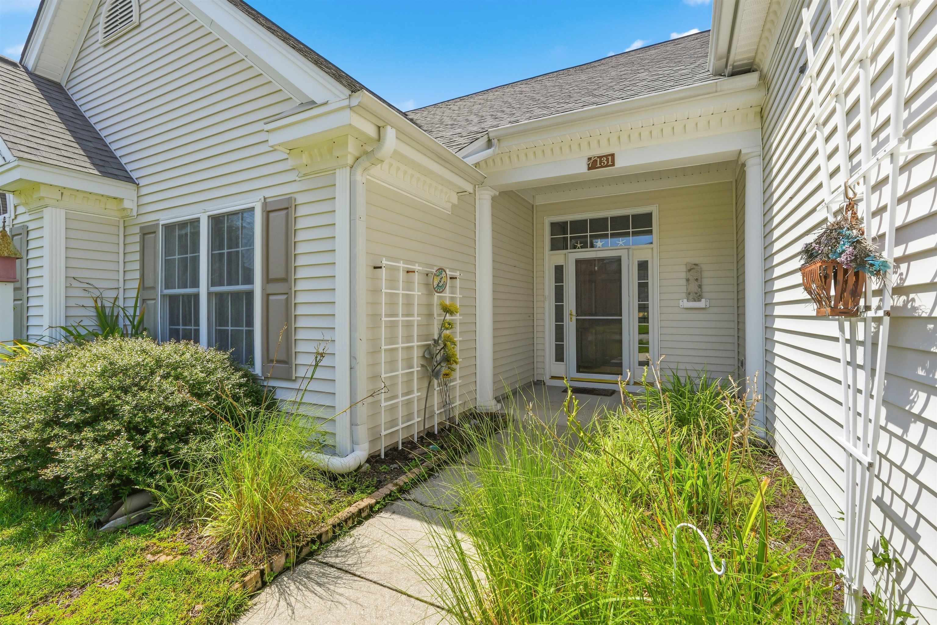 131 Wicklow Dr. Property Photo 4