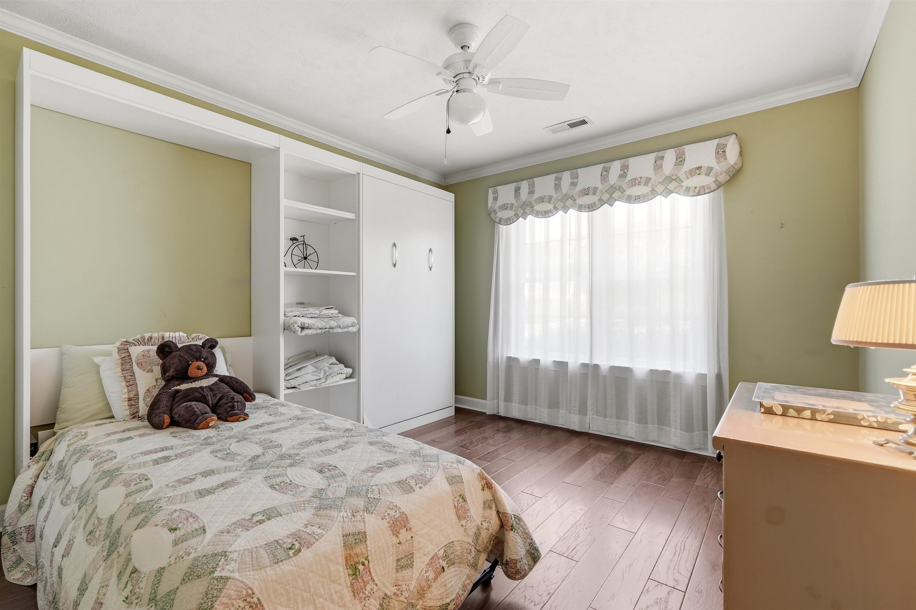 131 Wicklow Dr. Property Photo 22