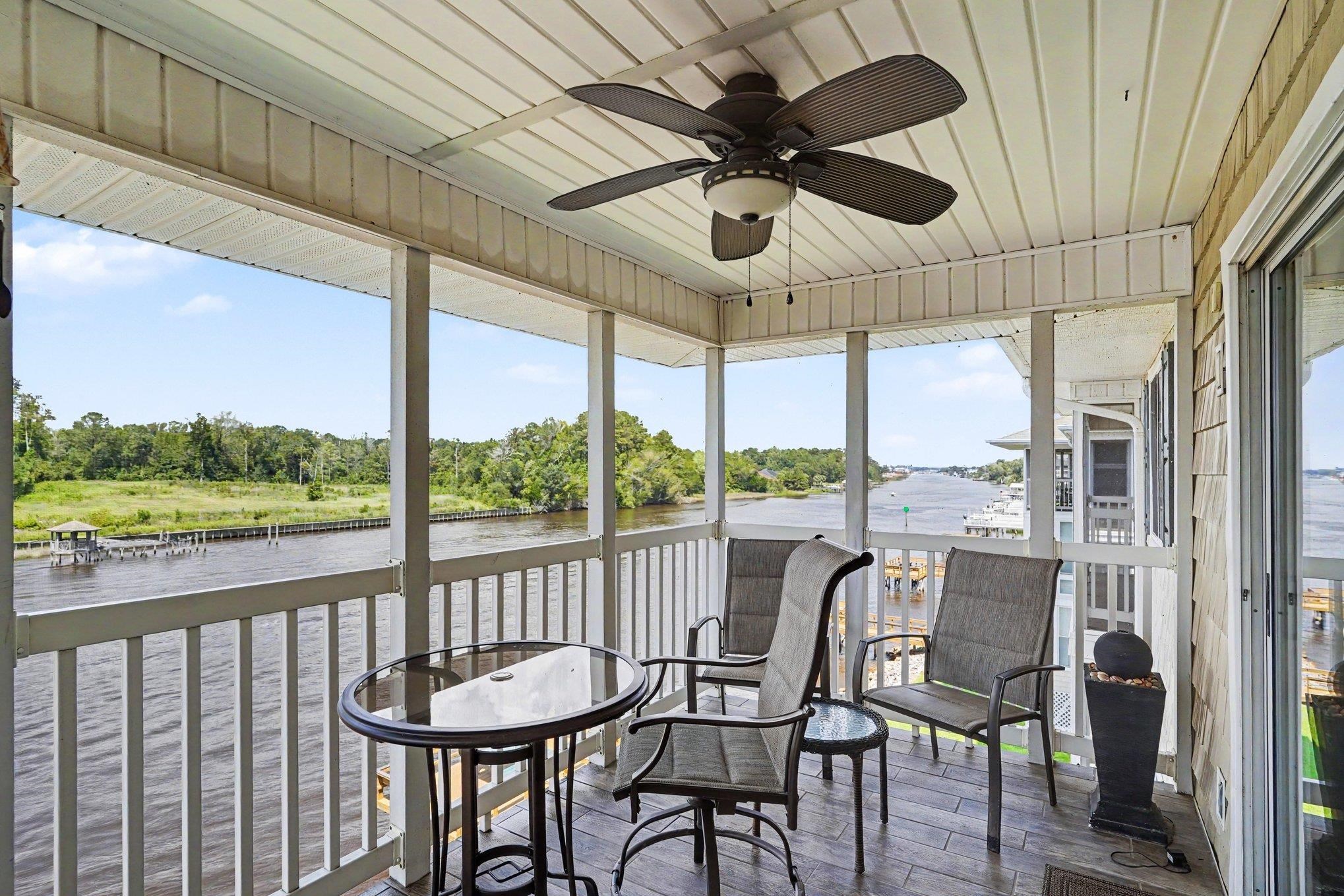 220 Landing Rd. Property Photo 15