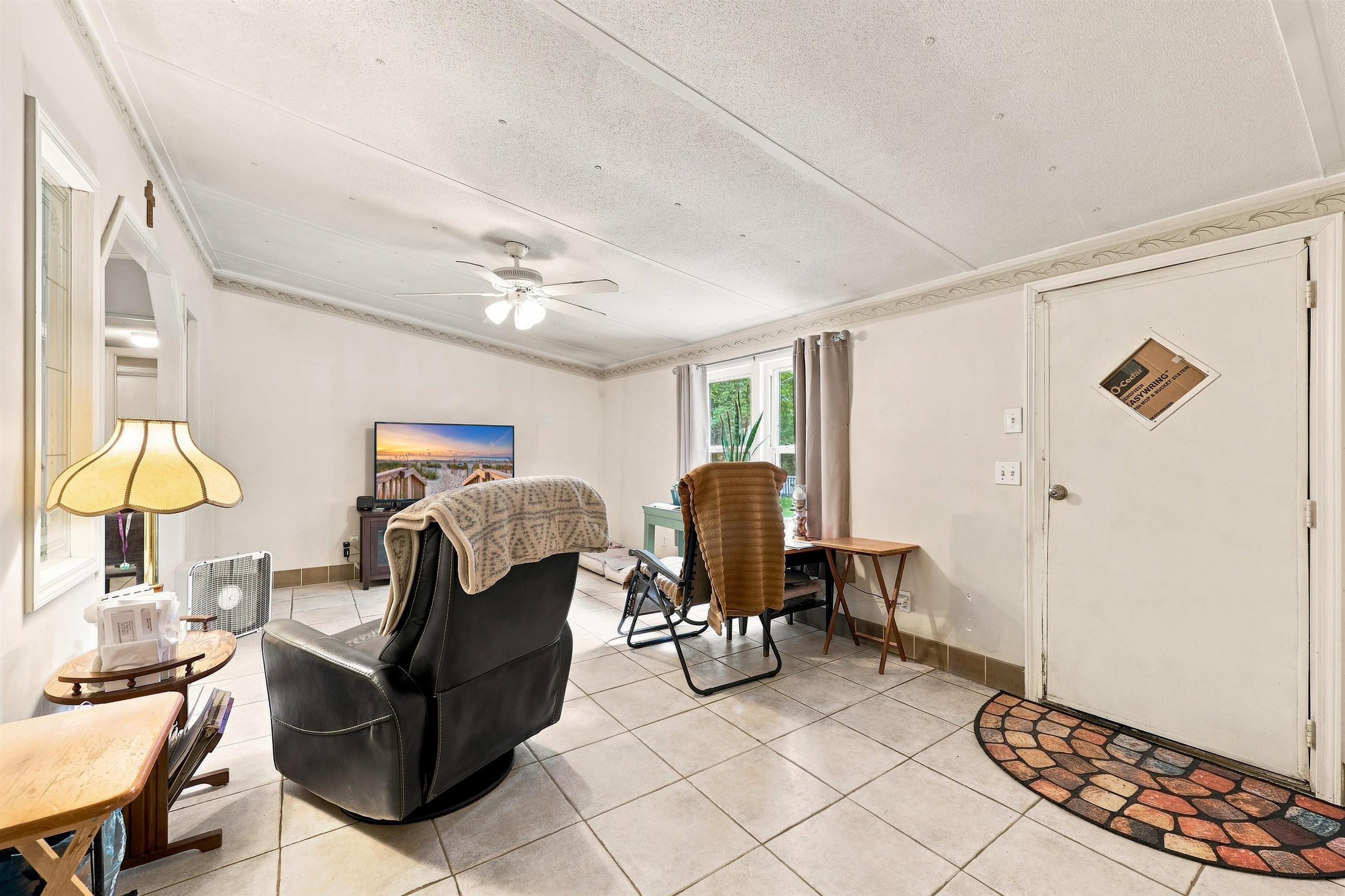 135 Ann Rudiger Ln. Property Photo 6