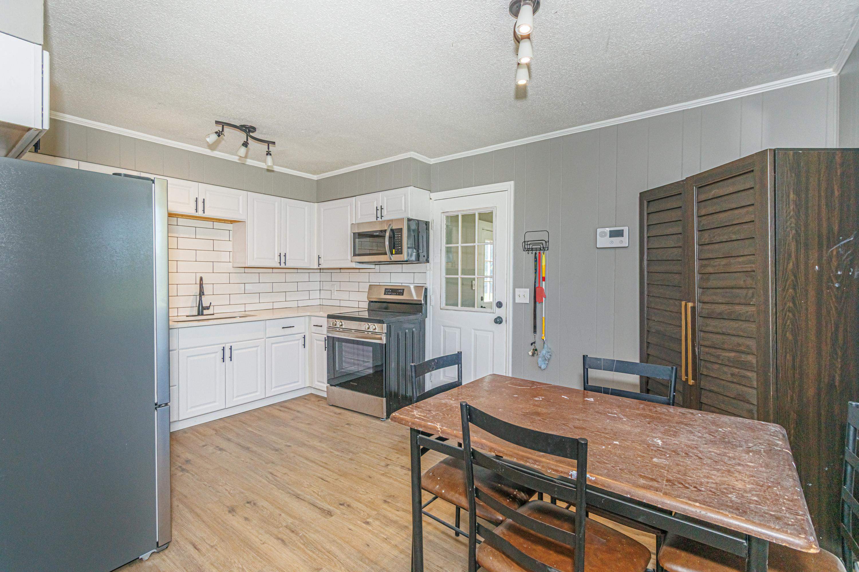 325 Grices Ferry Ct. Property Photo 5