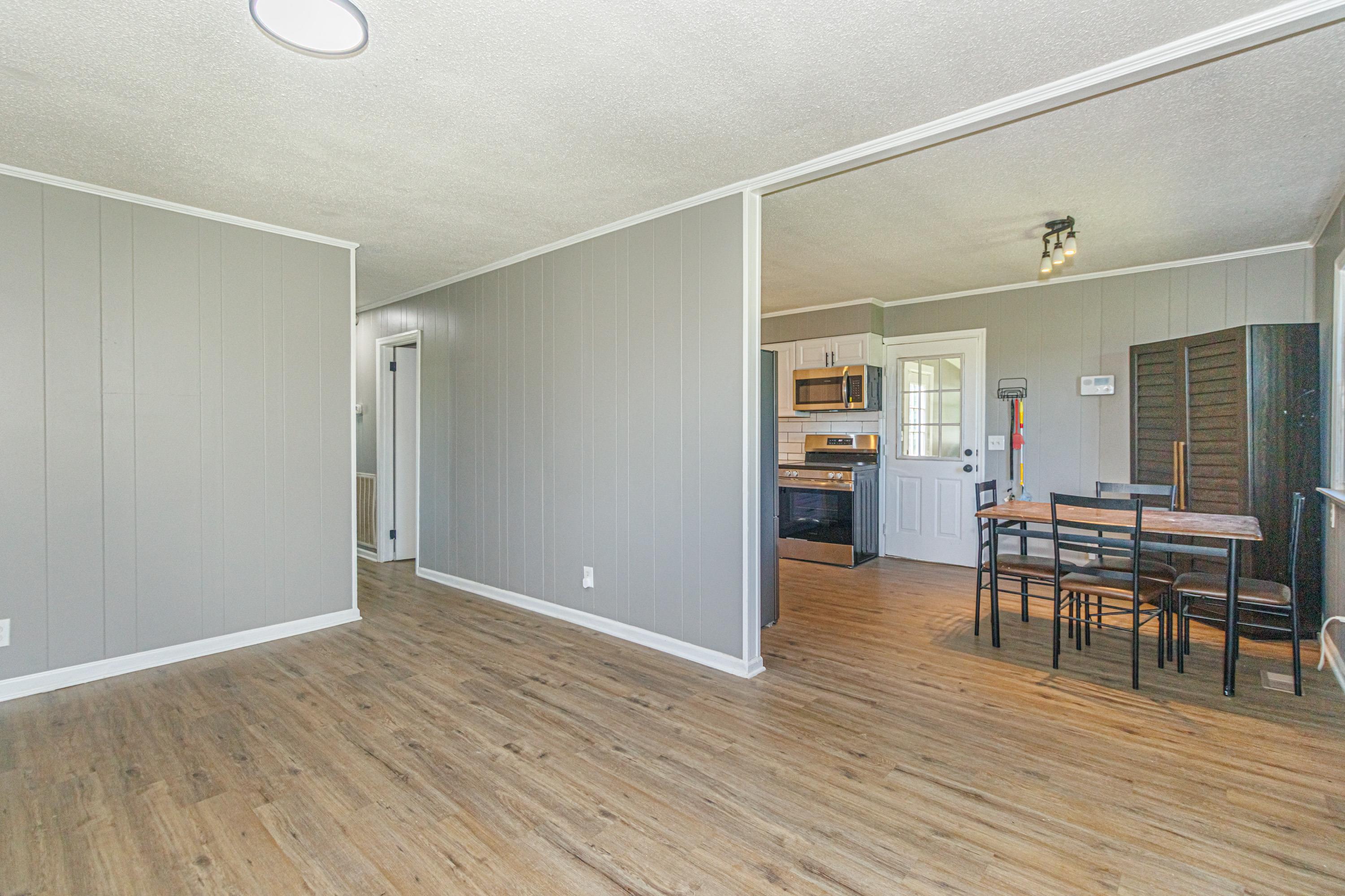 325 Grices Ferry Ct. Property Photo 9