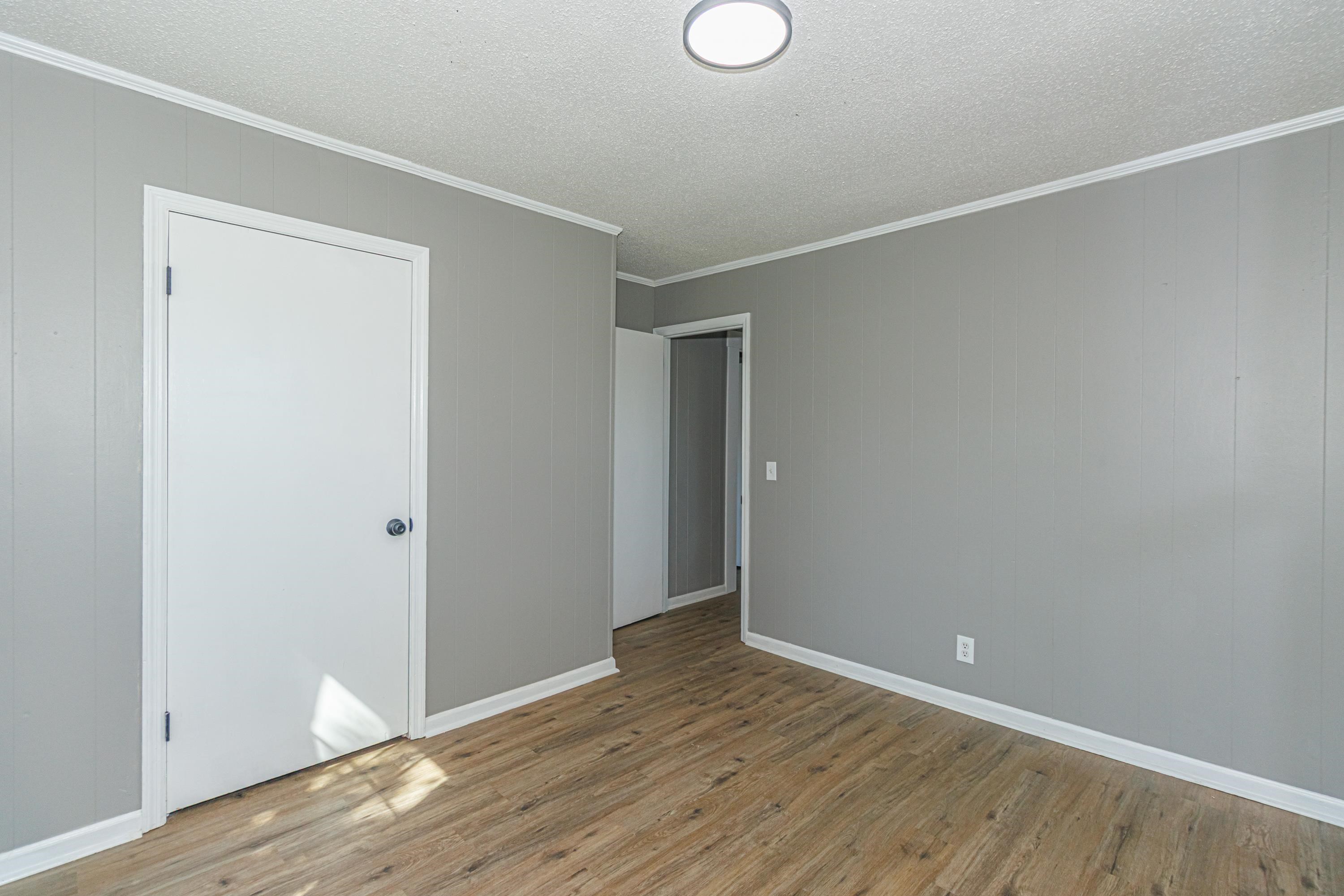 325 Grices Ferry Ct. Property Photo 26