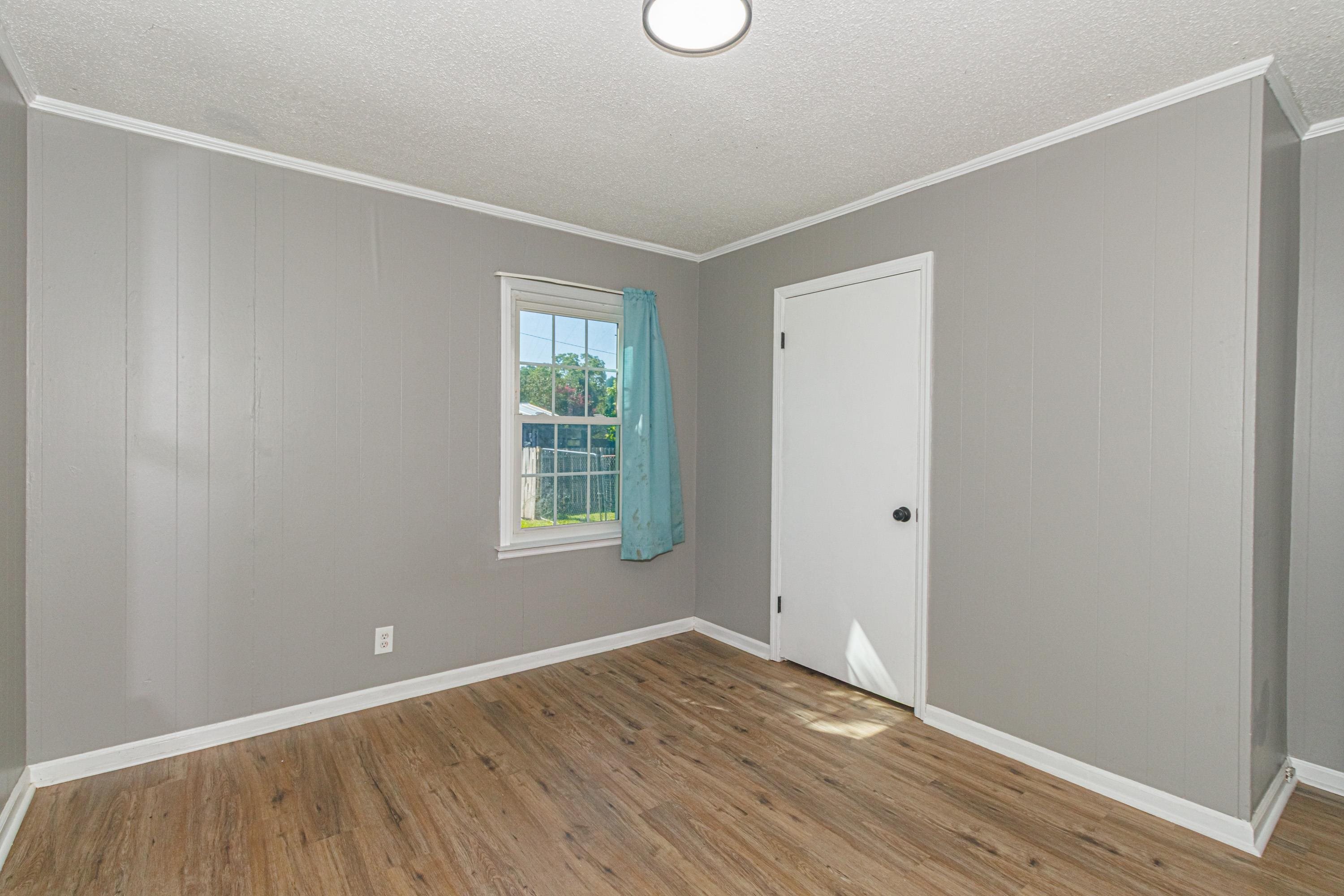 325 Grices Ferry Ct. Property Photo 27