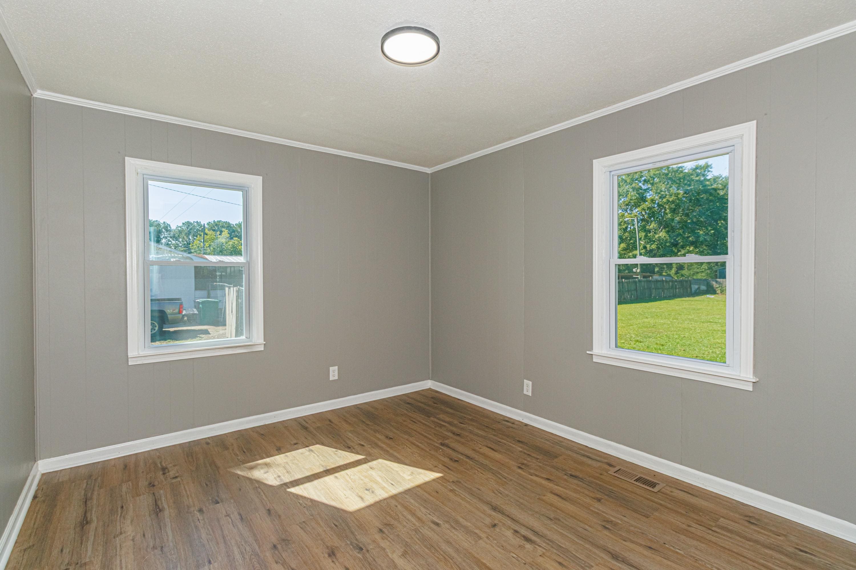 325 Grices Ferry Ct. Property Photo 28