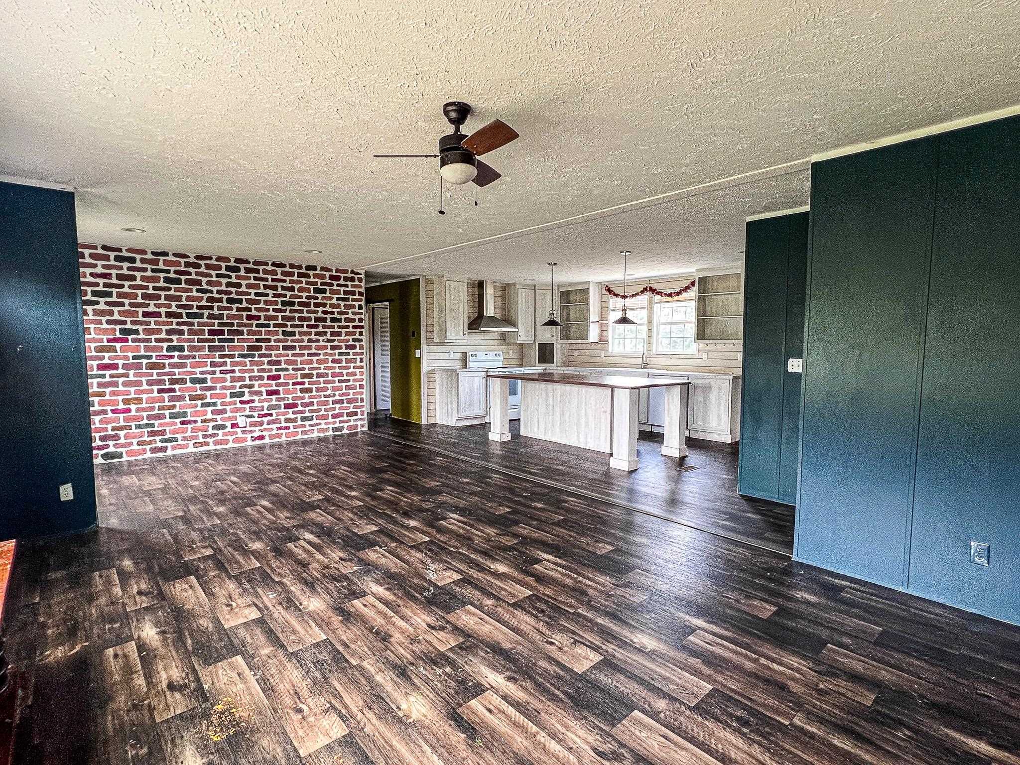 176 Old Flowers Rd. Property Photo 2