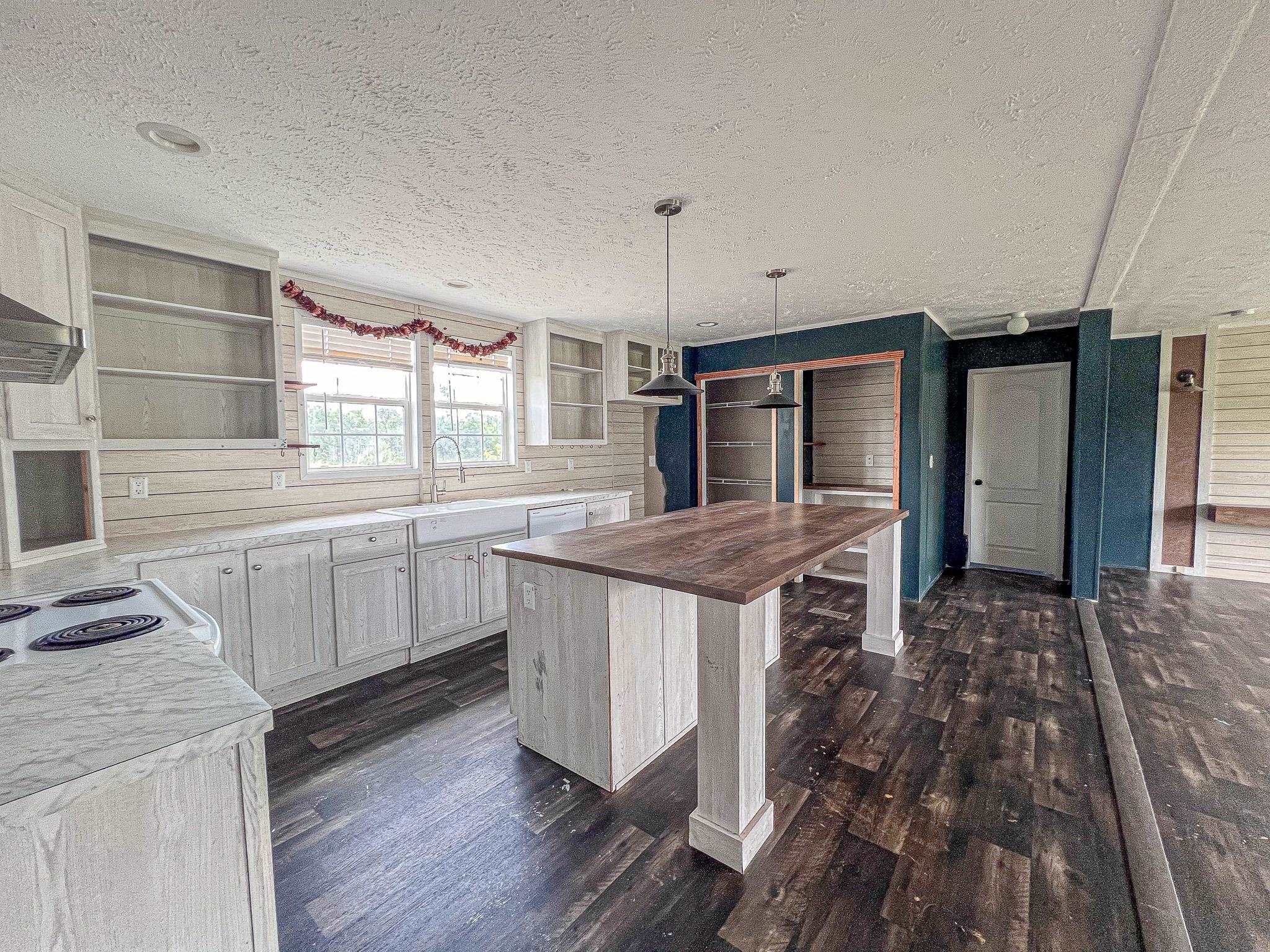 176 Old Flowers Rd. Property Photo 8