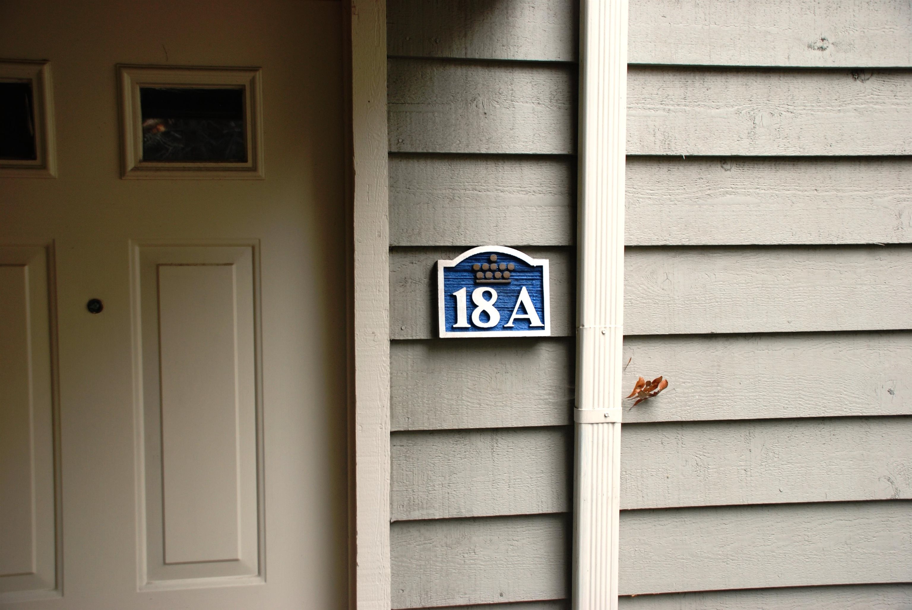 305 Myrtlewood Ct. Property Photo 3