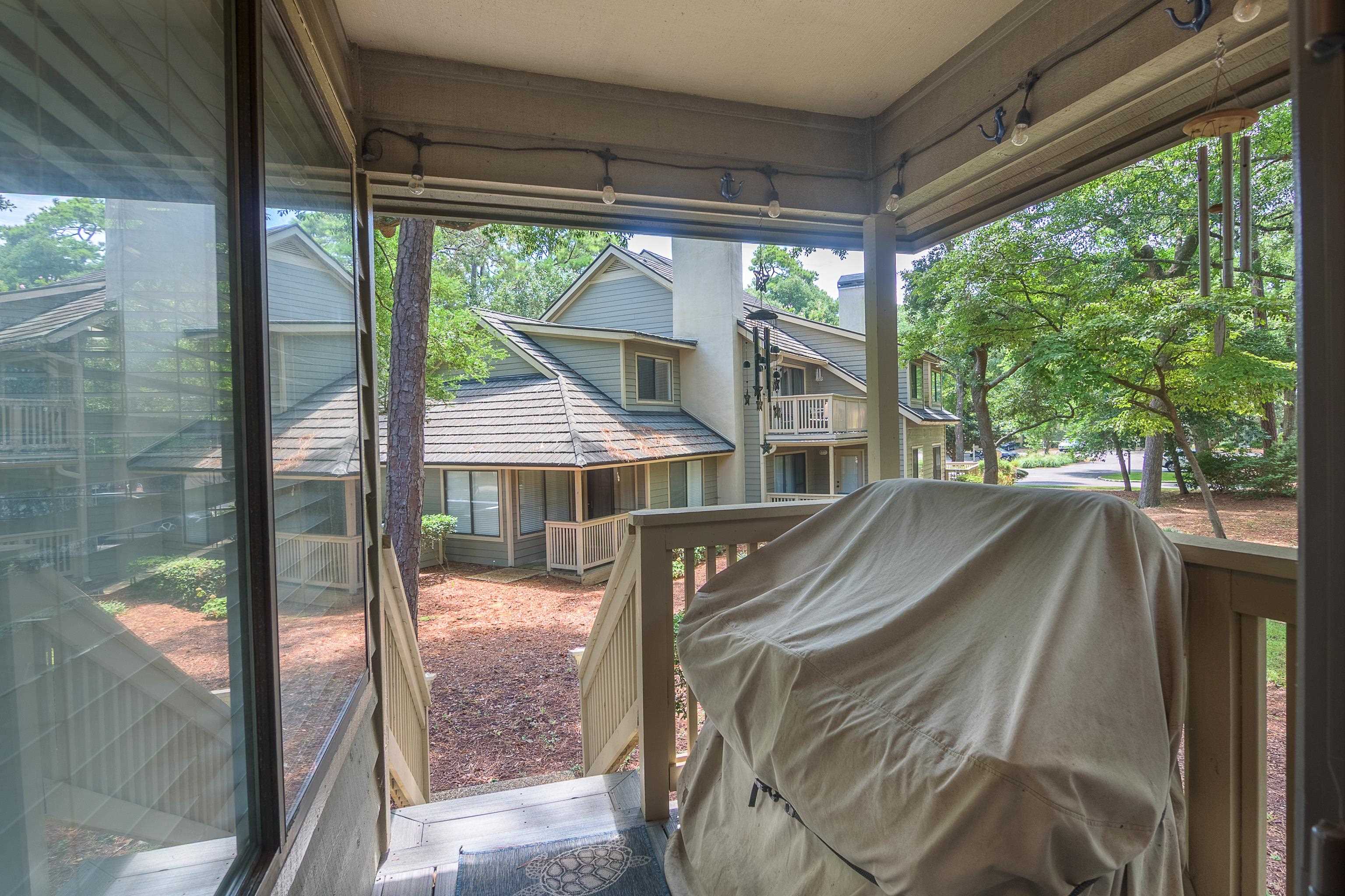 305 Myrtlewood Ct. Property Photo 40