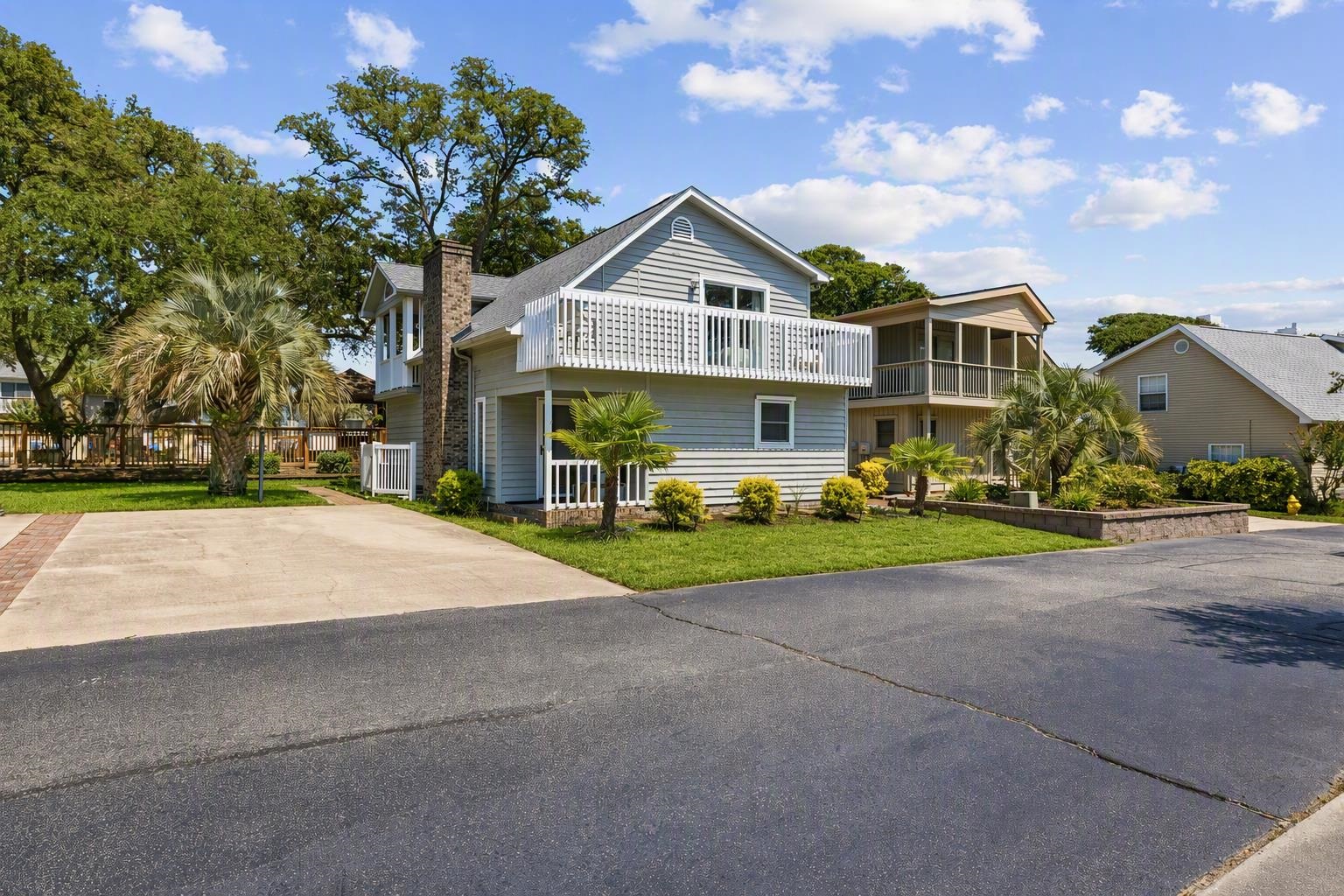 402 Windy Ln. Property Photo 1