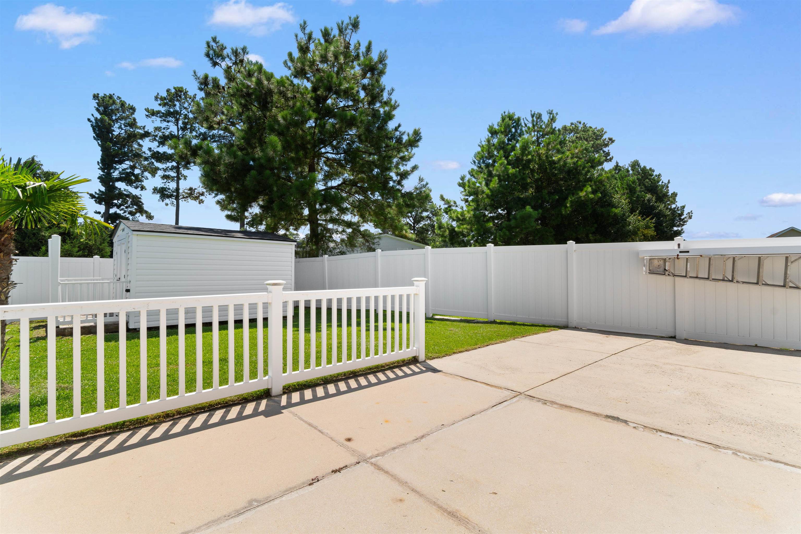 401 Carolina Woods Dr. Property Photo 32