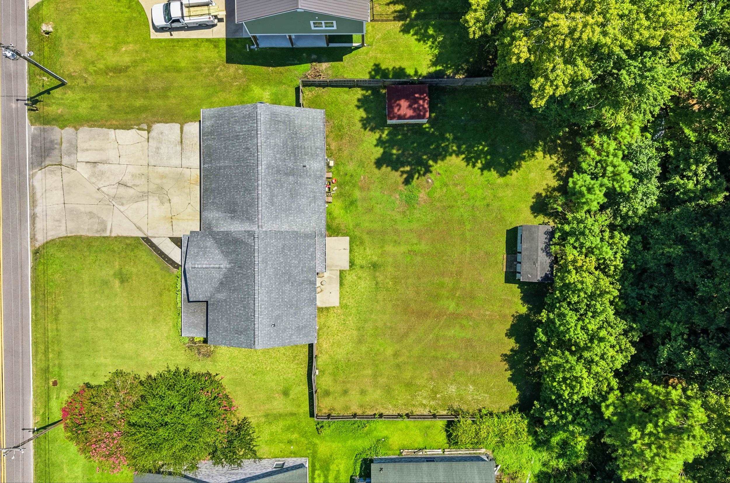 907 Folly Rd. Property Photo 36