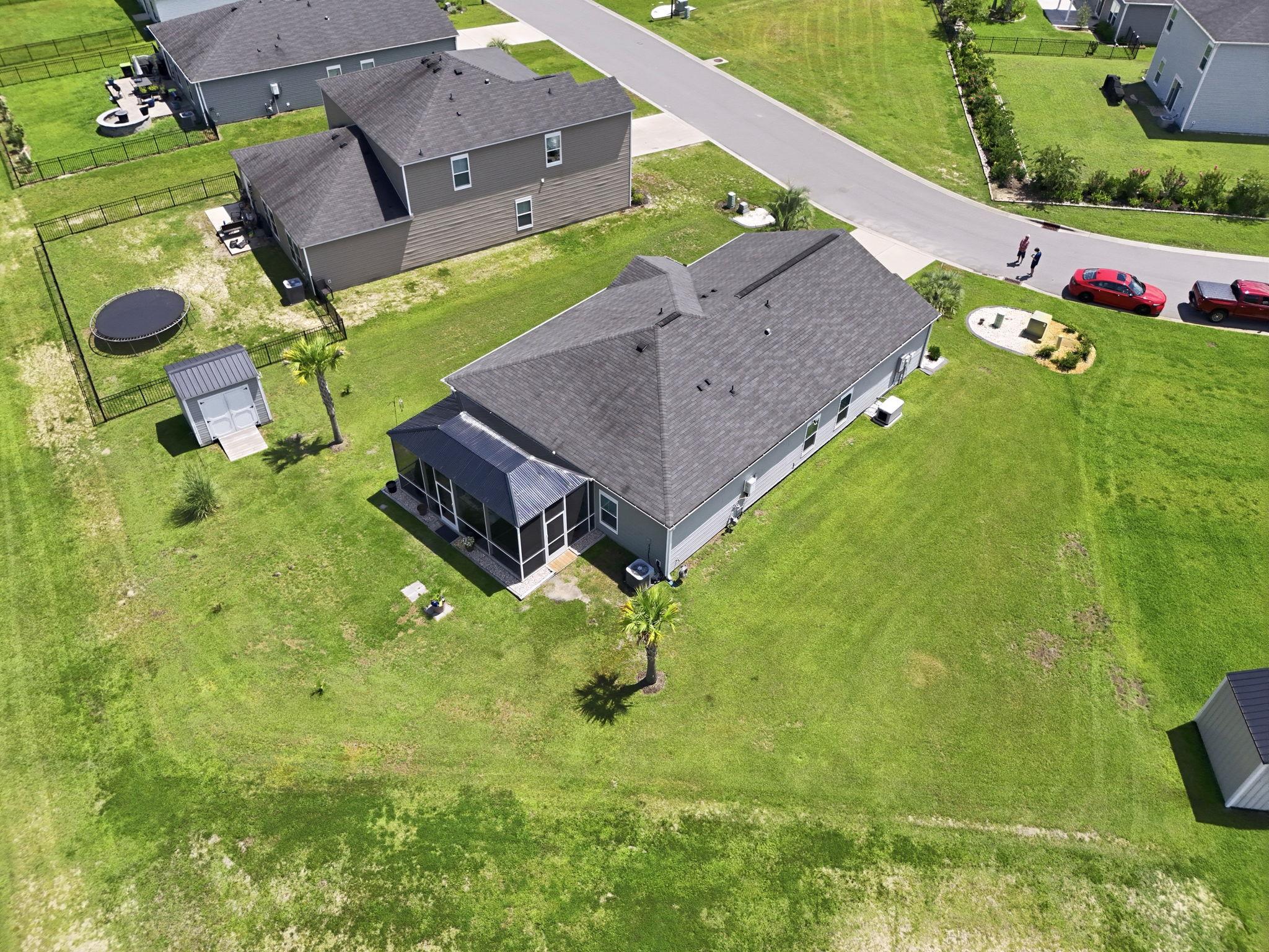 105 Cypress Tree Loop Property Photo 10