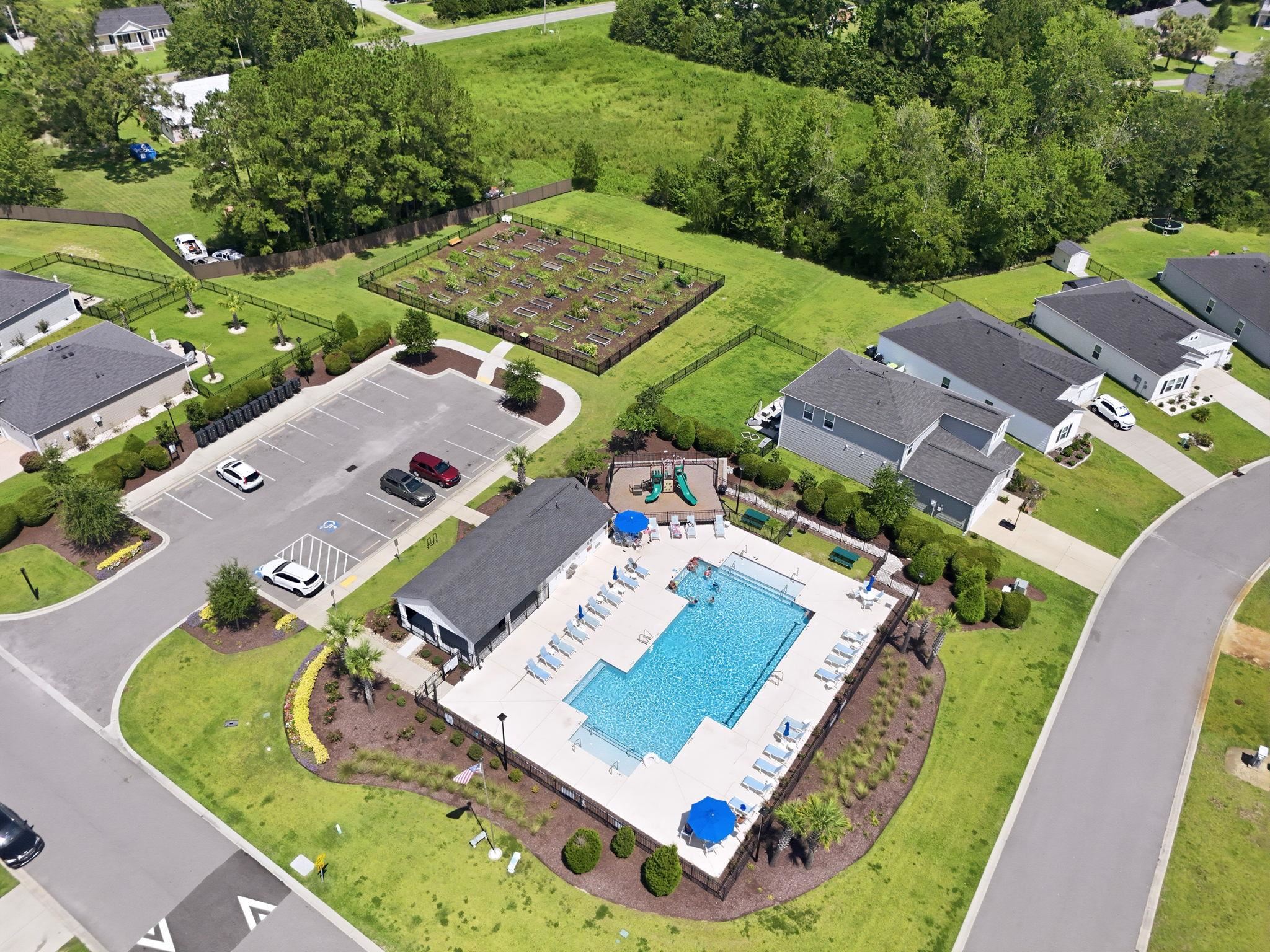 105 Cypress Tree Loop Property Photo 12
