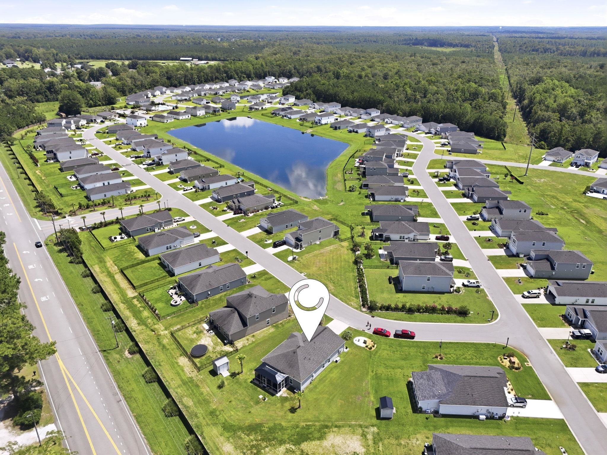 105 Cypress Tree Loop Property Photo 13