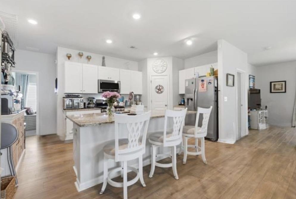 105 Cypress Tree Loop Property Photo 14