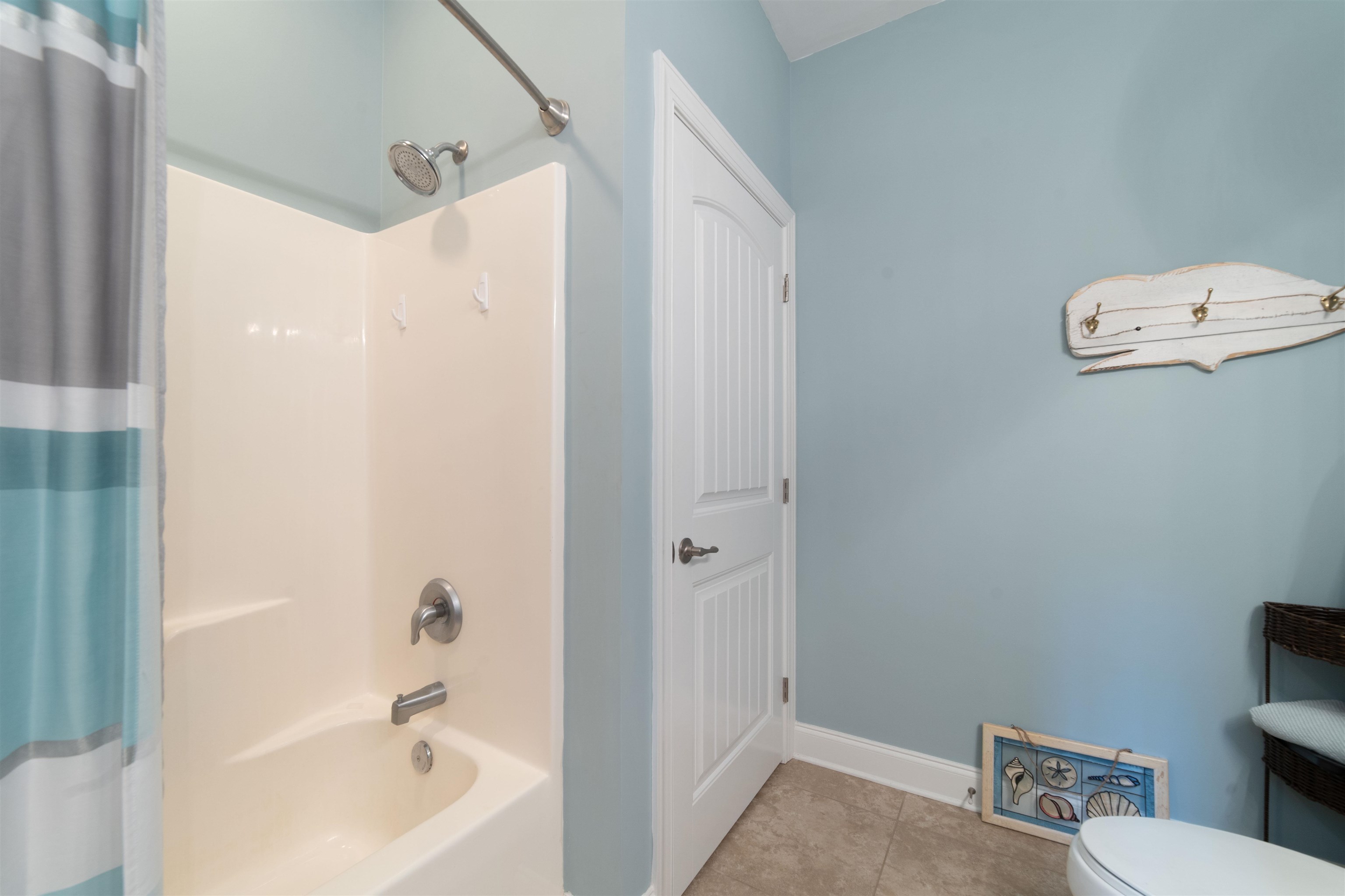 1204 Planters Grove Ln. Property Photo 9