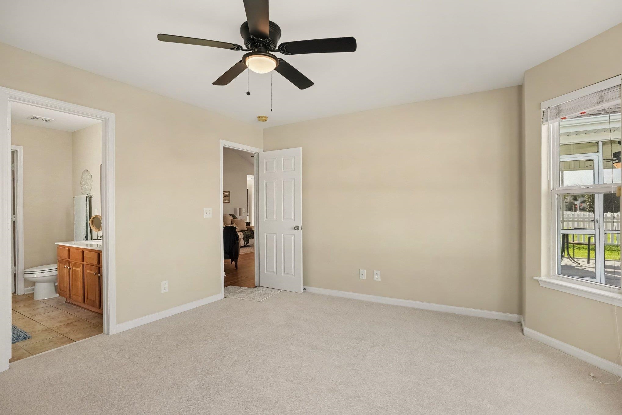 966 Bonita Loop Property Photo 14