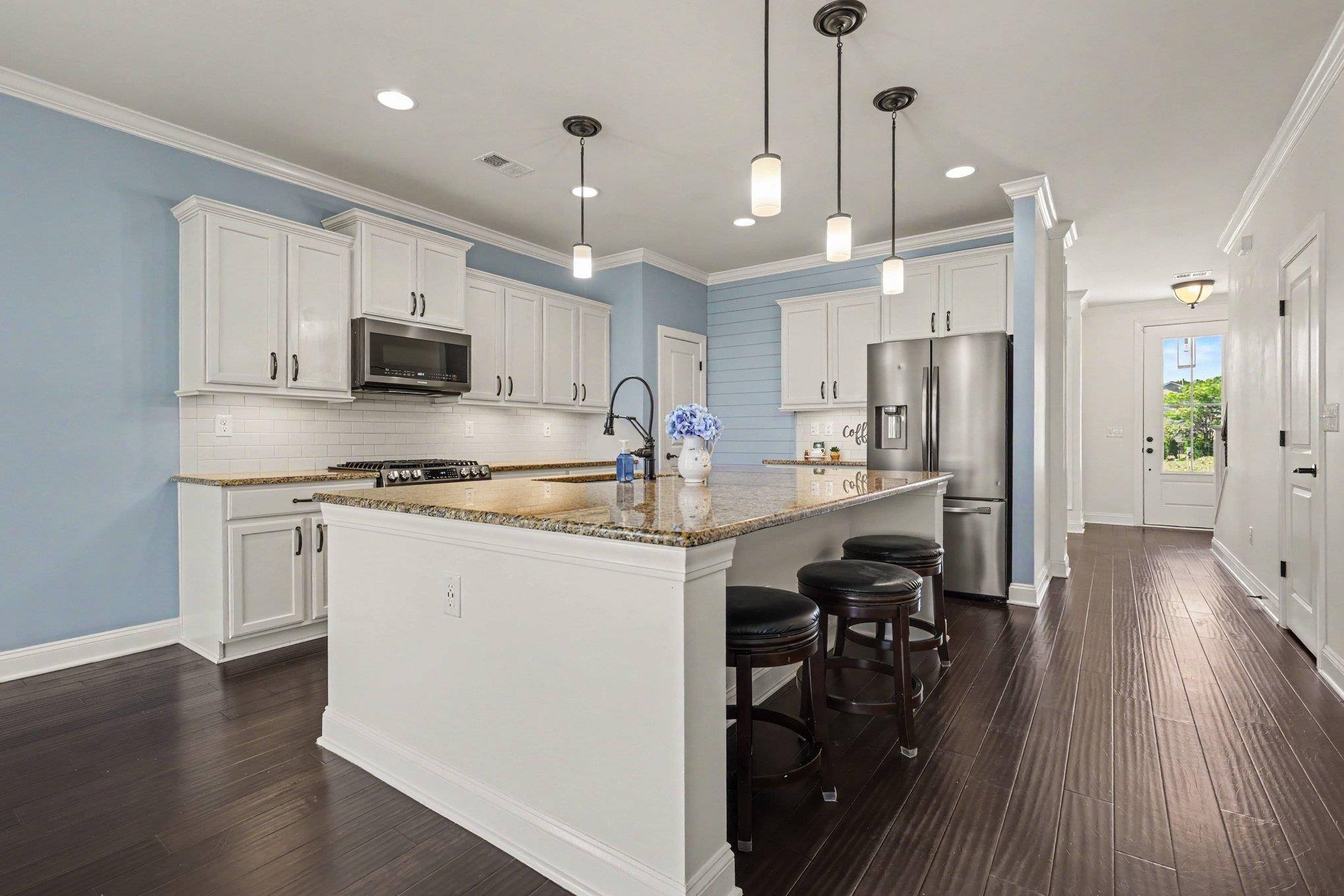 5712 Club Pines Ct. Property Photo 7
