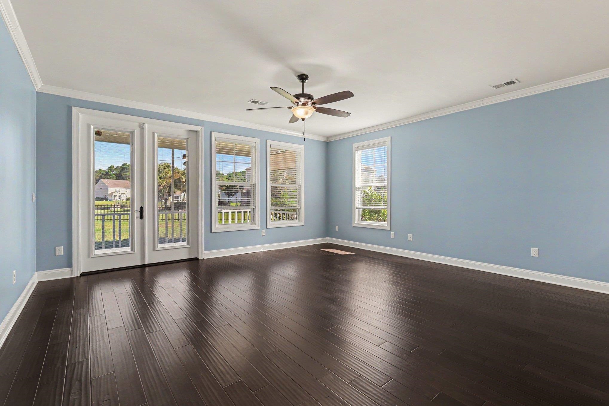 5712 Club Pines Ct. Property Photo 9