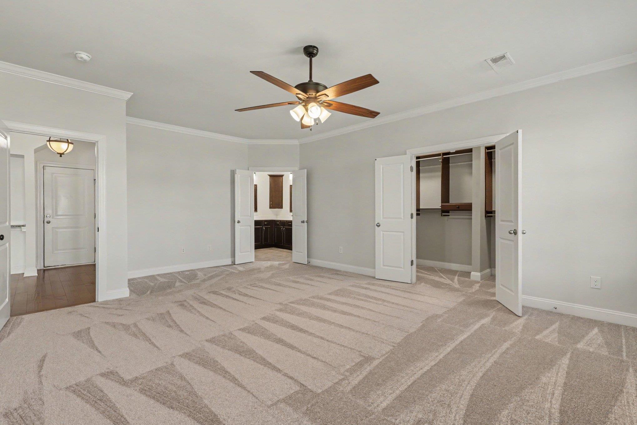5712 Club Pines Ct. Property Photo 15