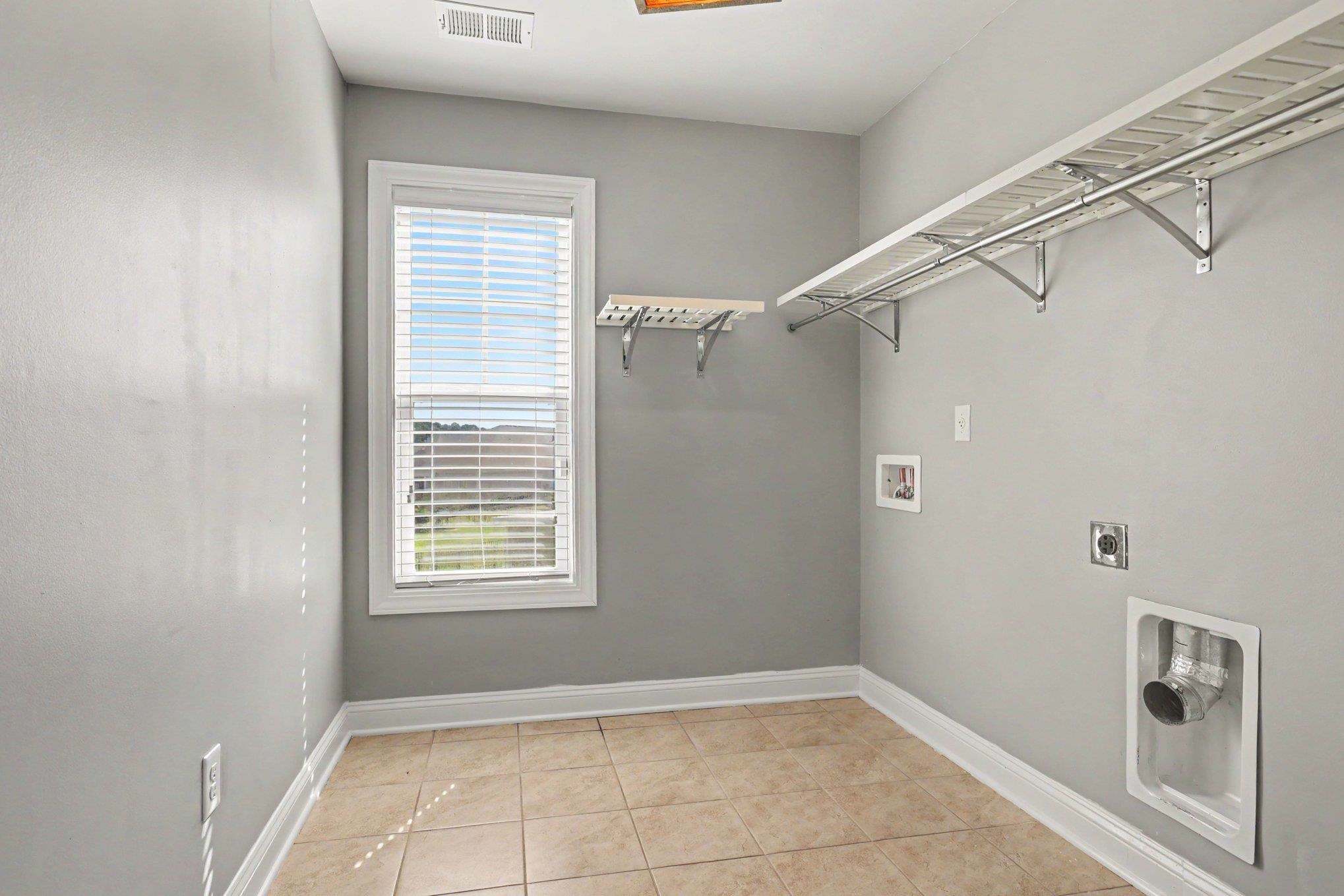 5712 Club Pines Ct. Property Photo 26