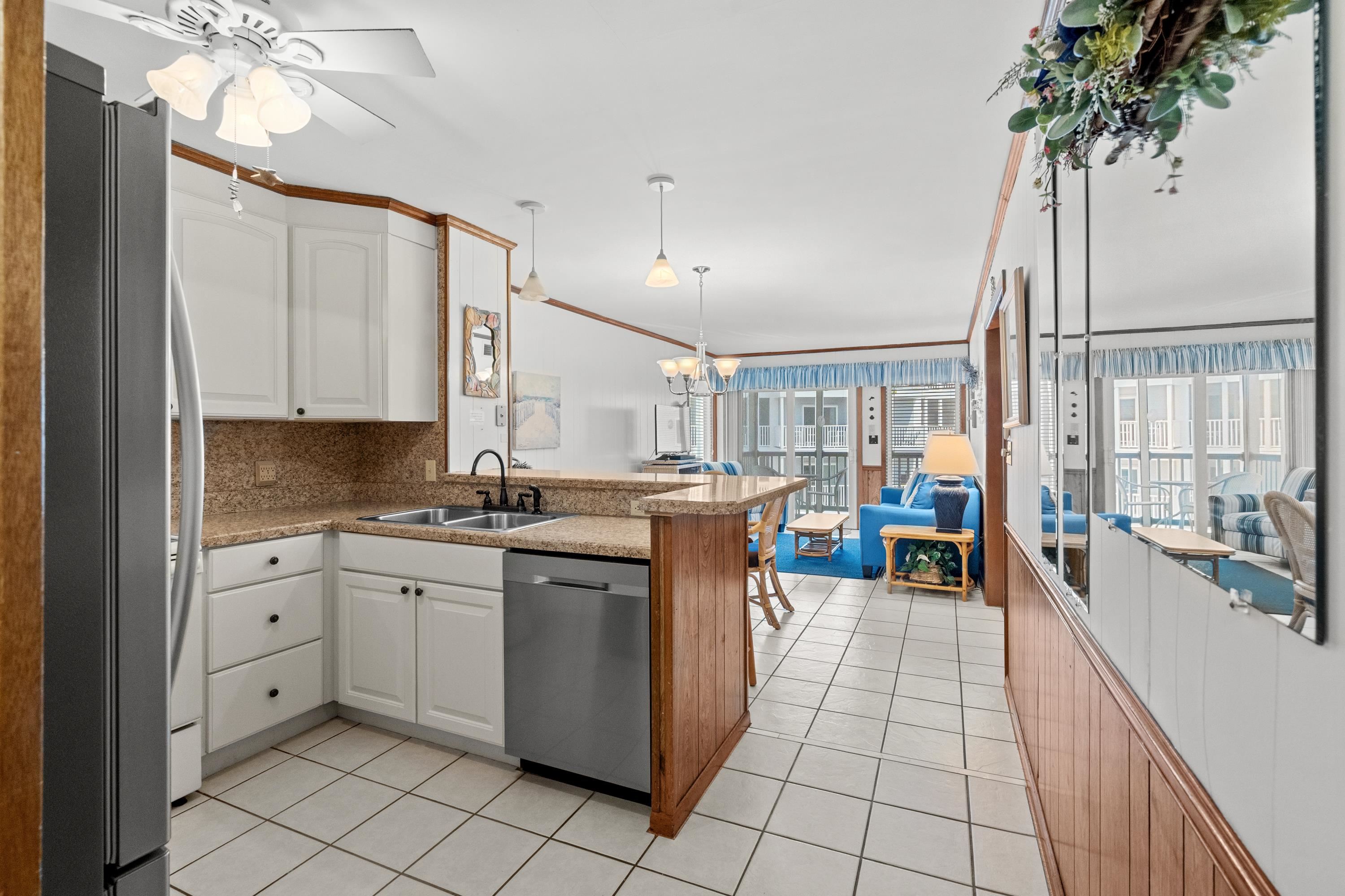 9570 Shore Dr. Property Photo 5