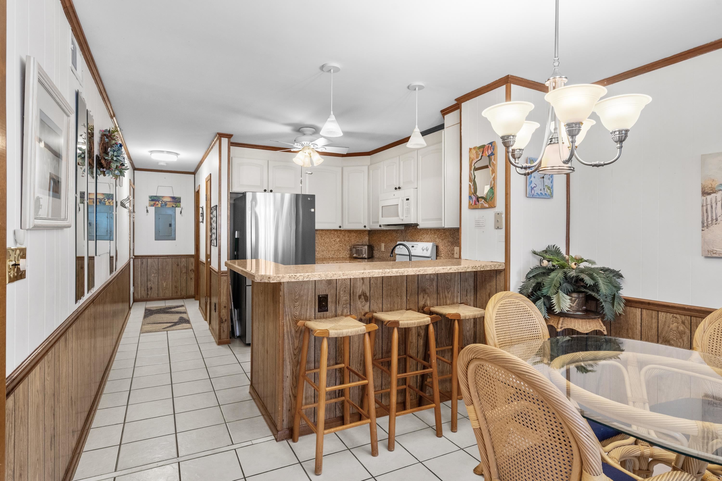 9570 Shore Dr. Property Photo 12
