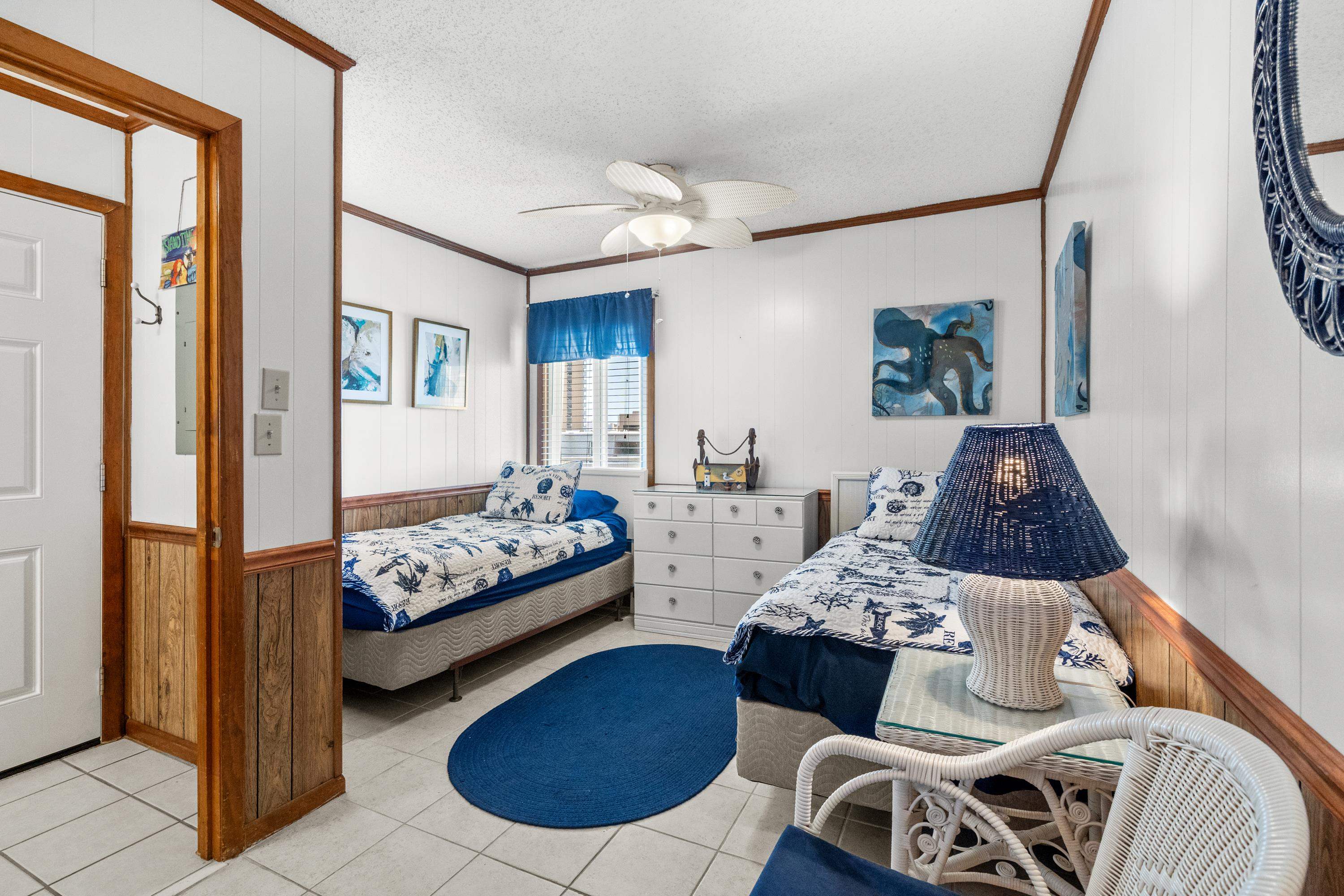 9570 Shore Dr. Property Photo 19