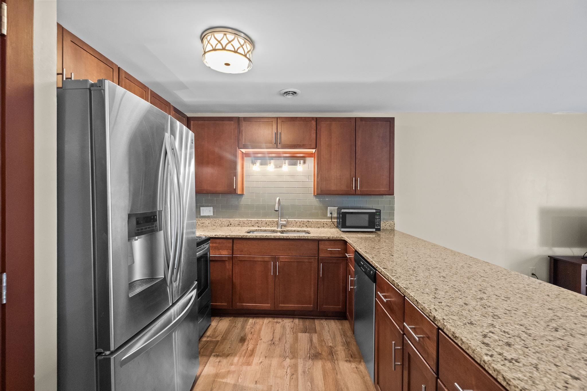 1880 Auburn Ln. Property Photo 18