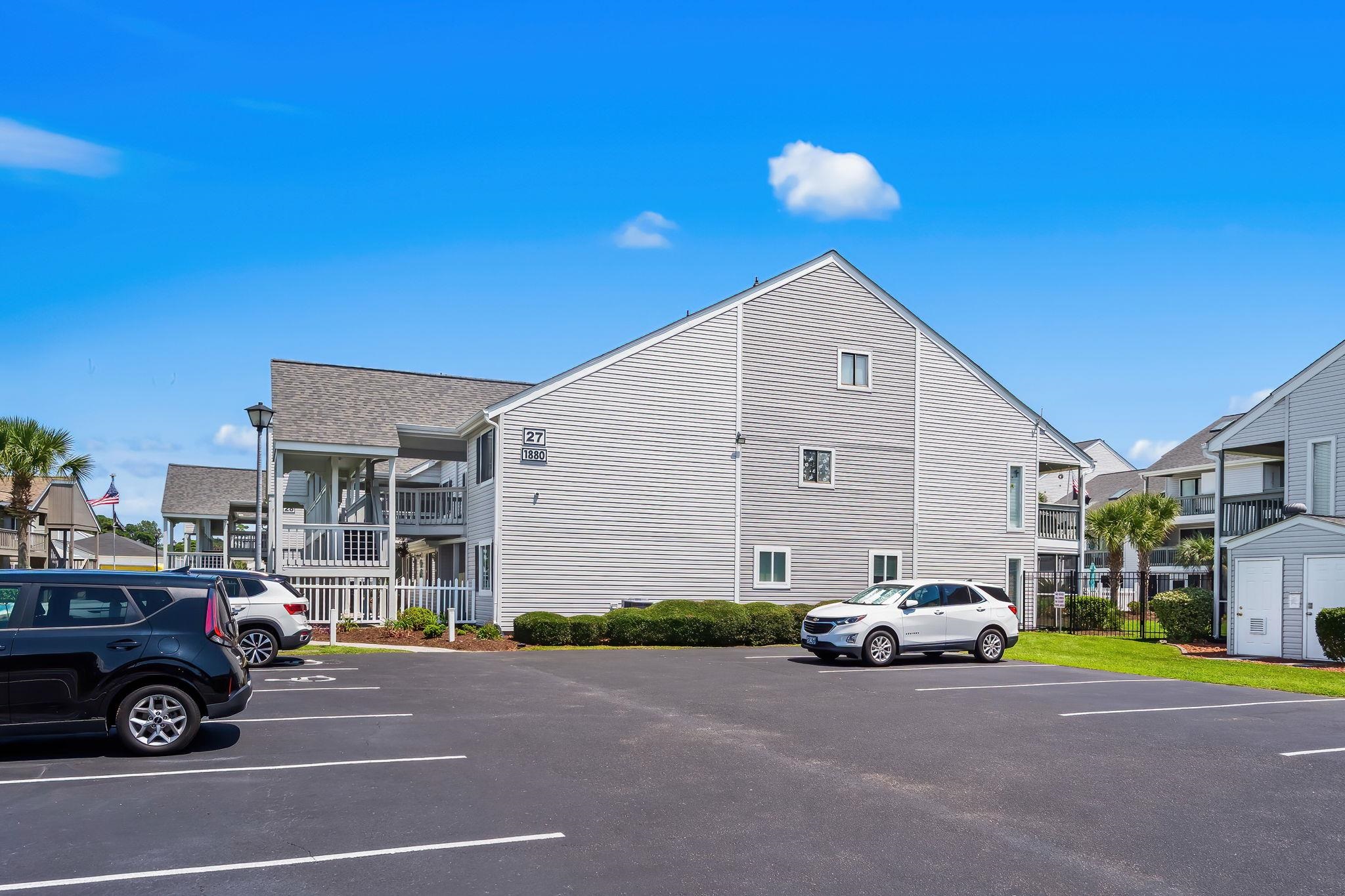 1880 Auburn Ln. Property Photo 29