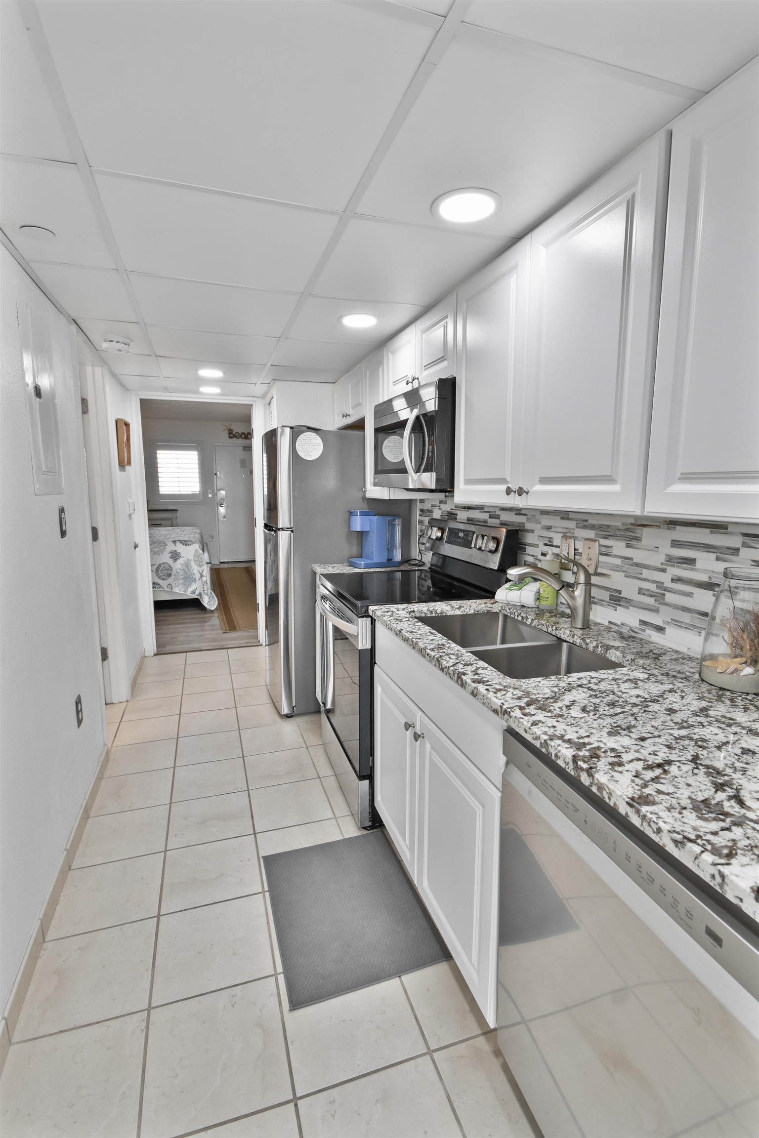 2711 S Ocean Blvd. Property Photo 9