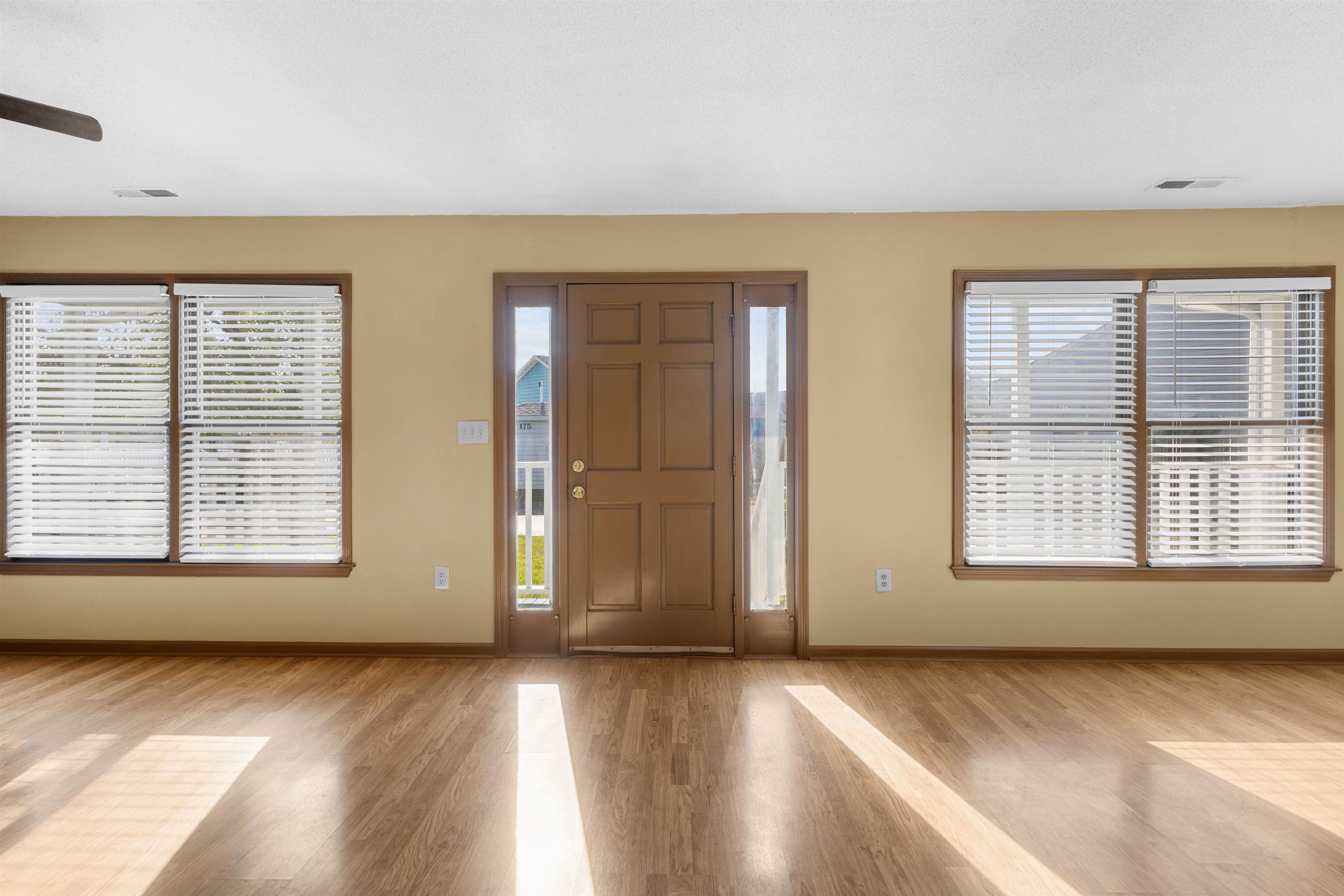186 Williamsburg Rd. Property Photo 9