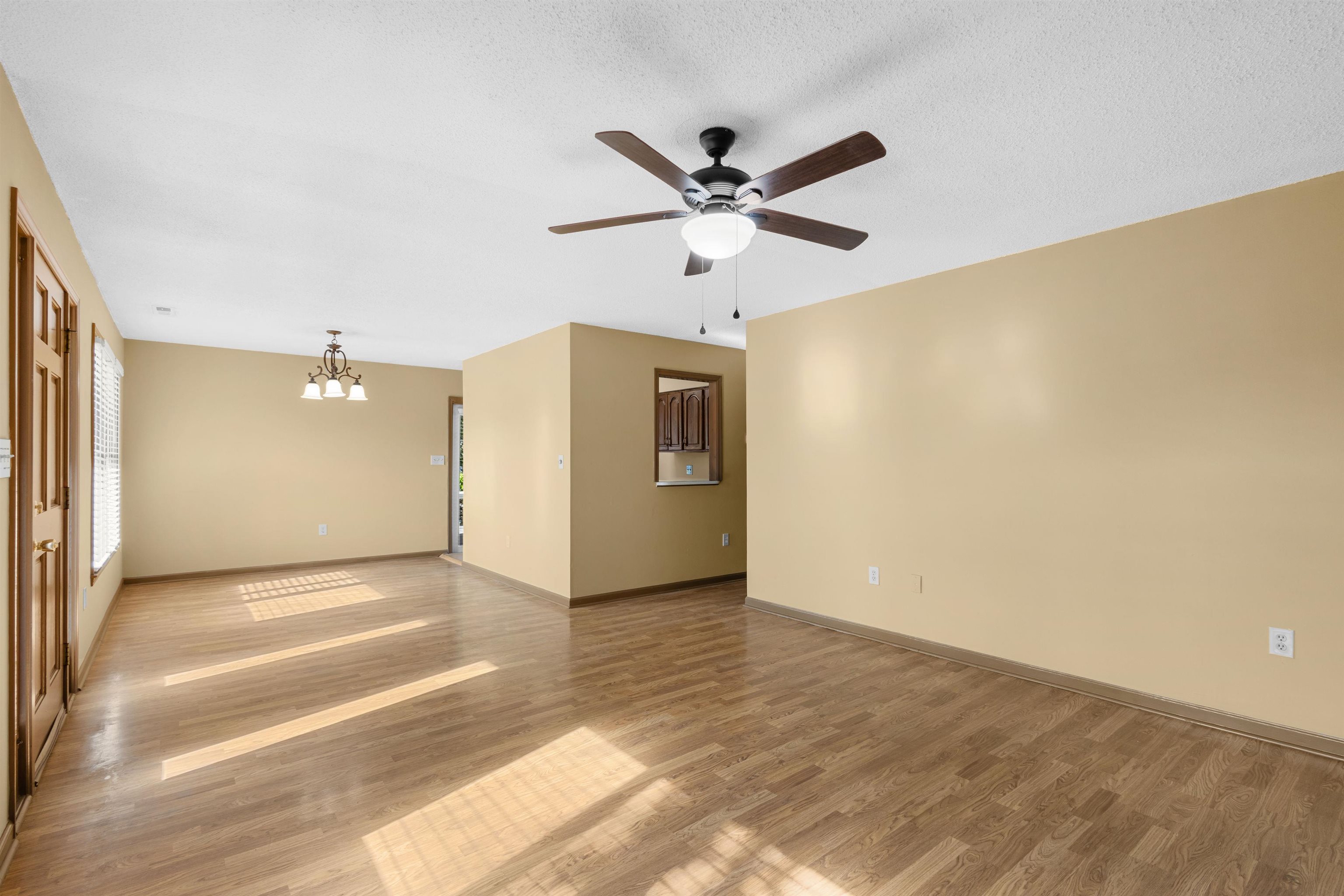 186 Williamsburg Rd. Property Photo 10