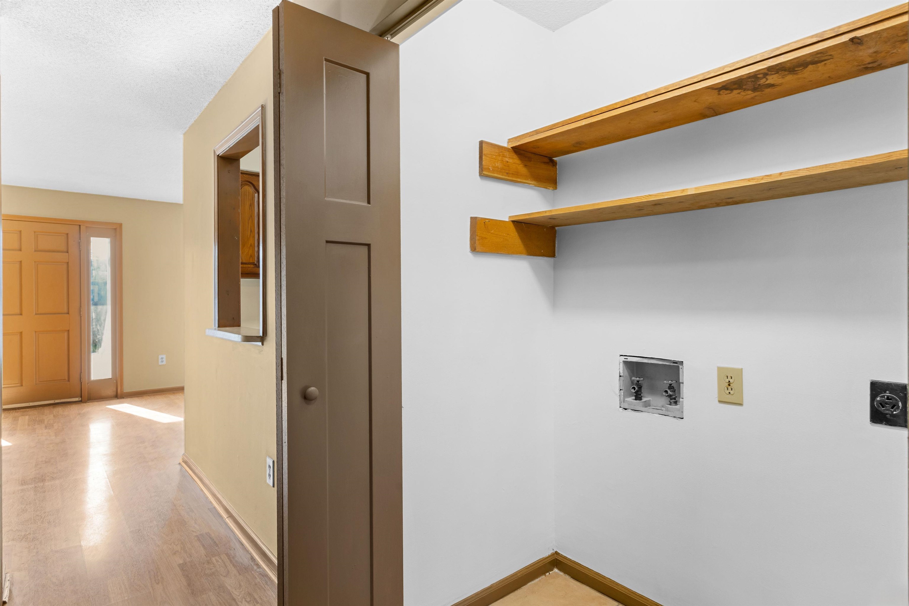 186 Williamsburg Rd. Property Photo 28