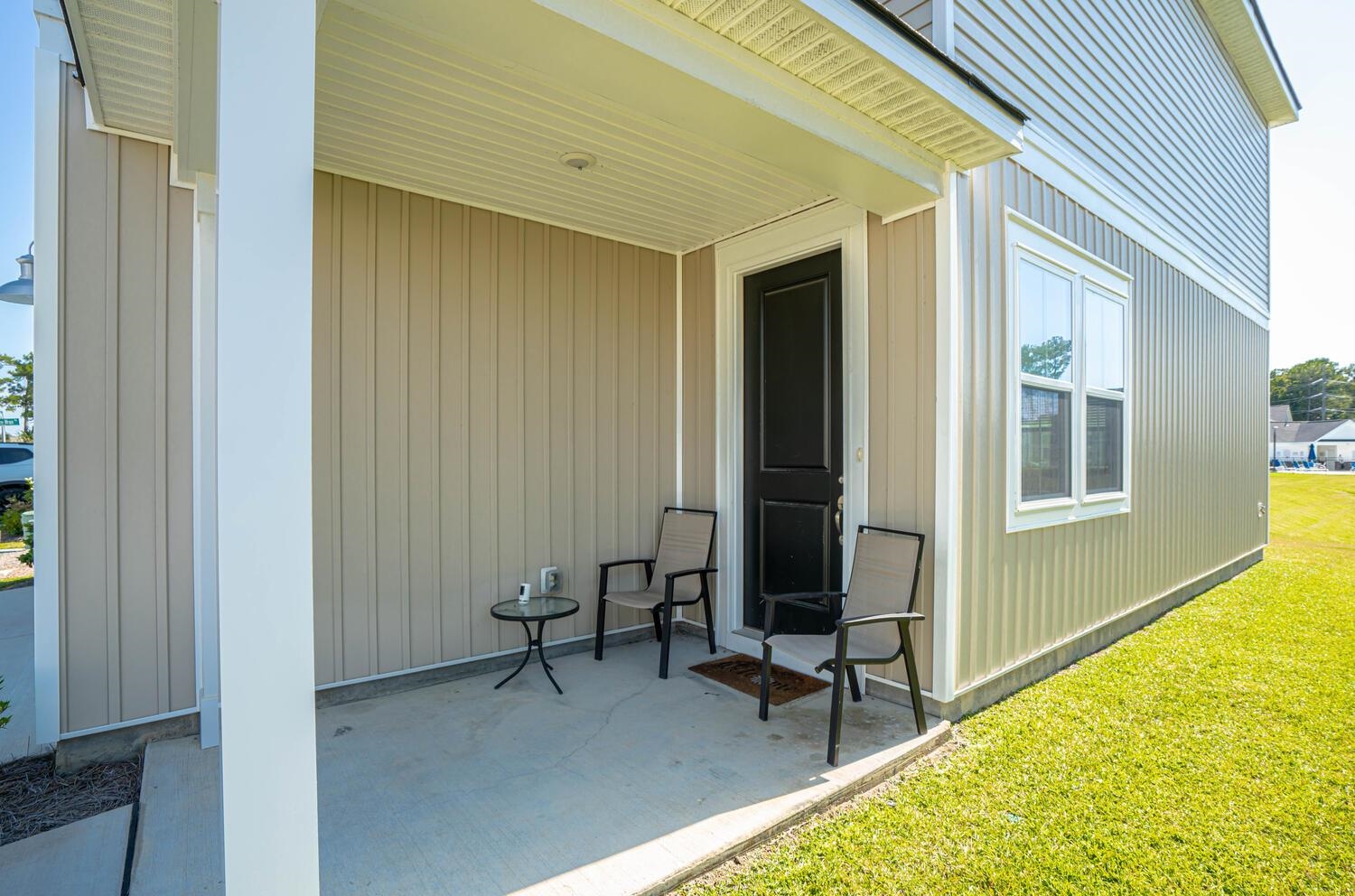 3968 Hibiscus Dr. Property Photo 5