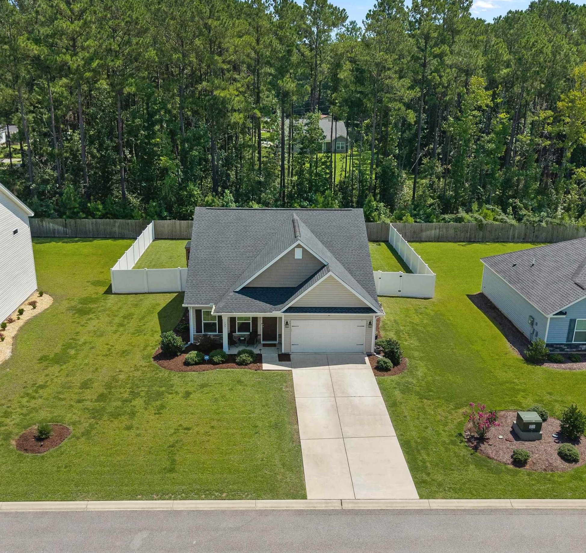 135 Kingston Bluff Dr. Property Photo 38