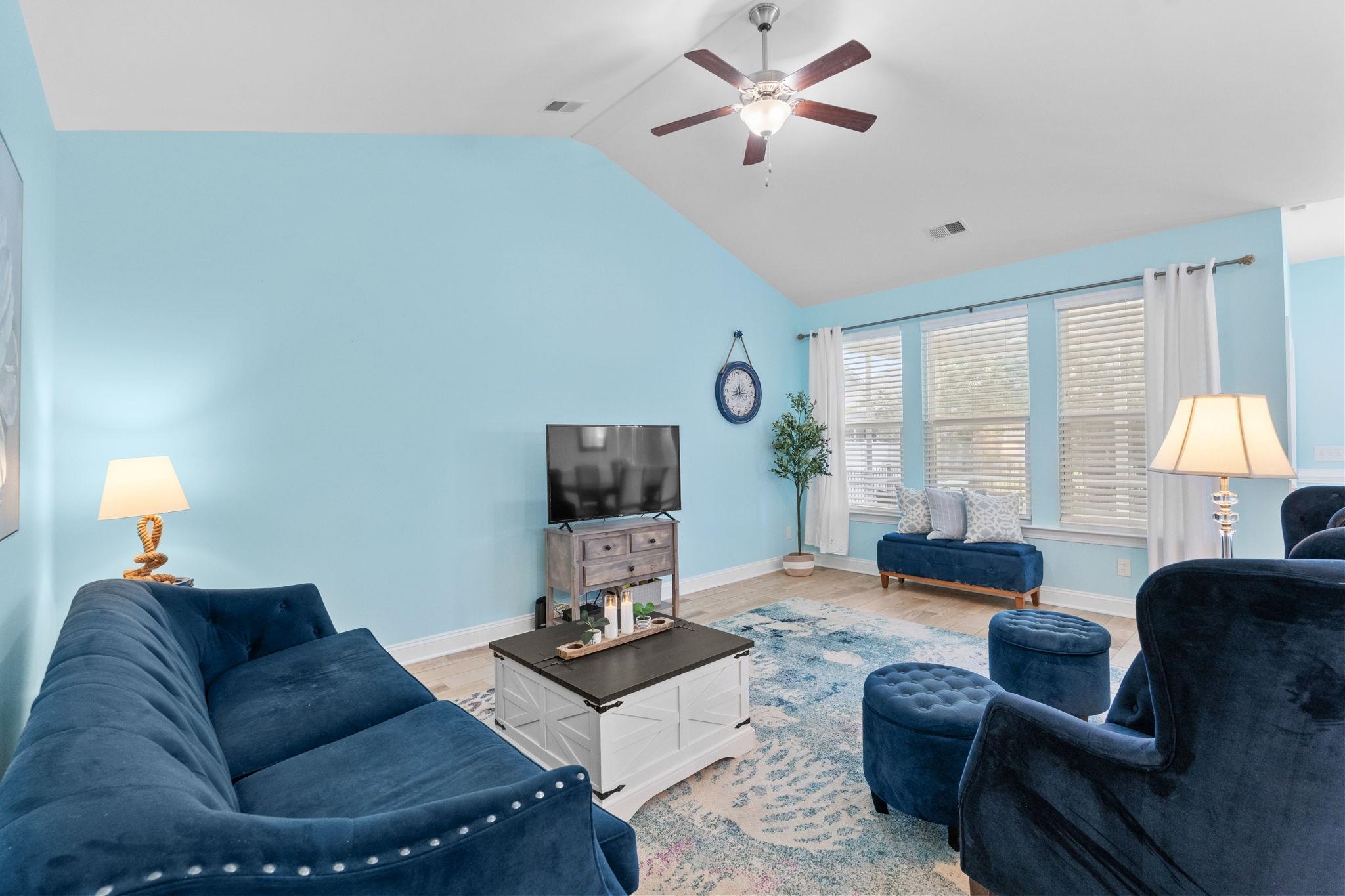 783 Berkshire Ave. Property Photo 14