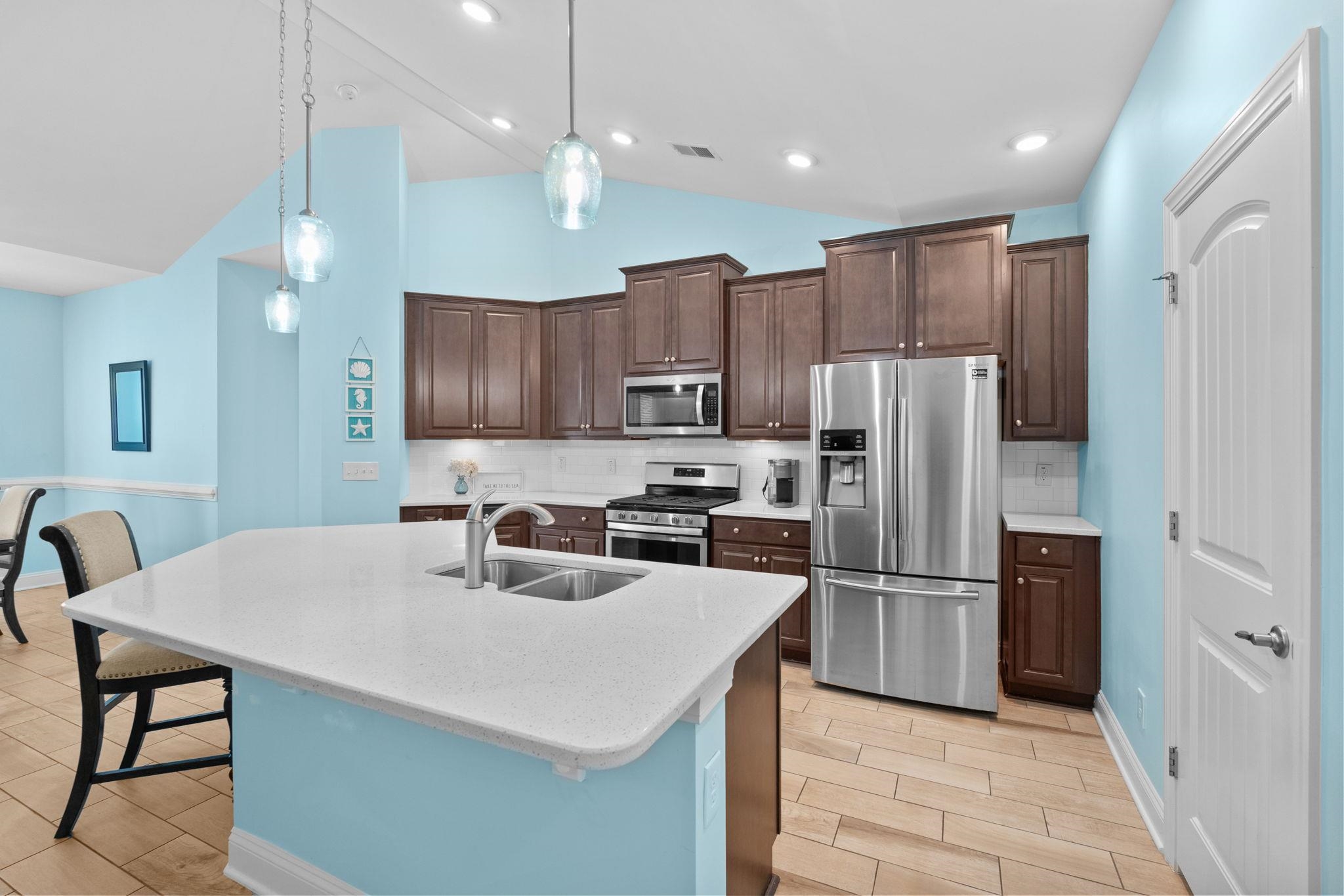 783 Berkshire Ave. Property Photo 18