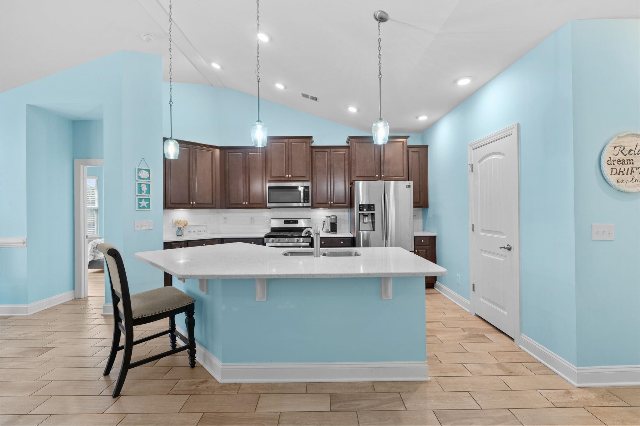 783 Berkshire Ave. Property Photo 19