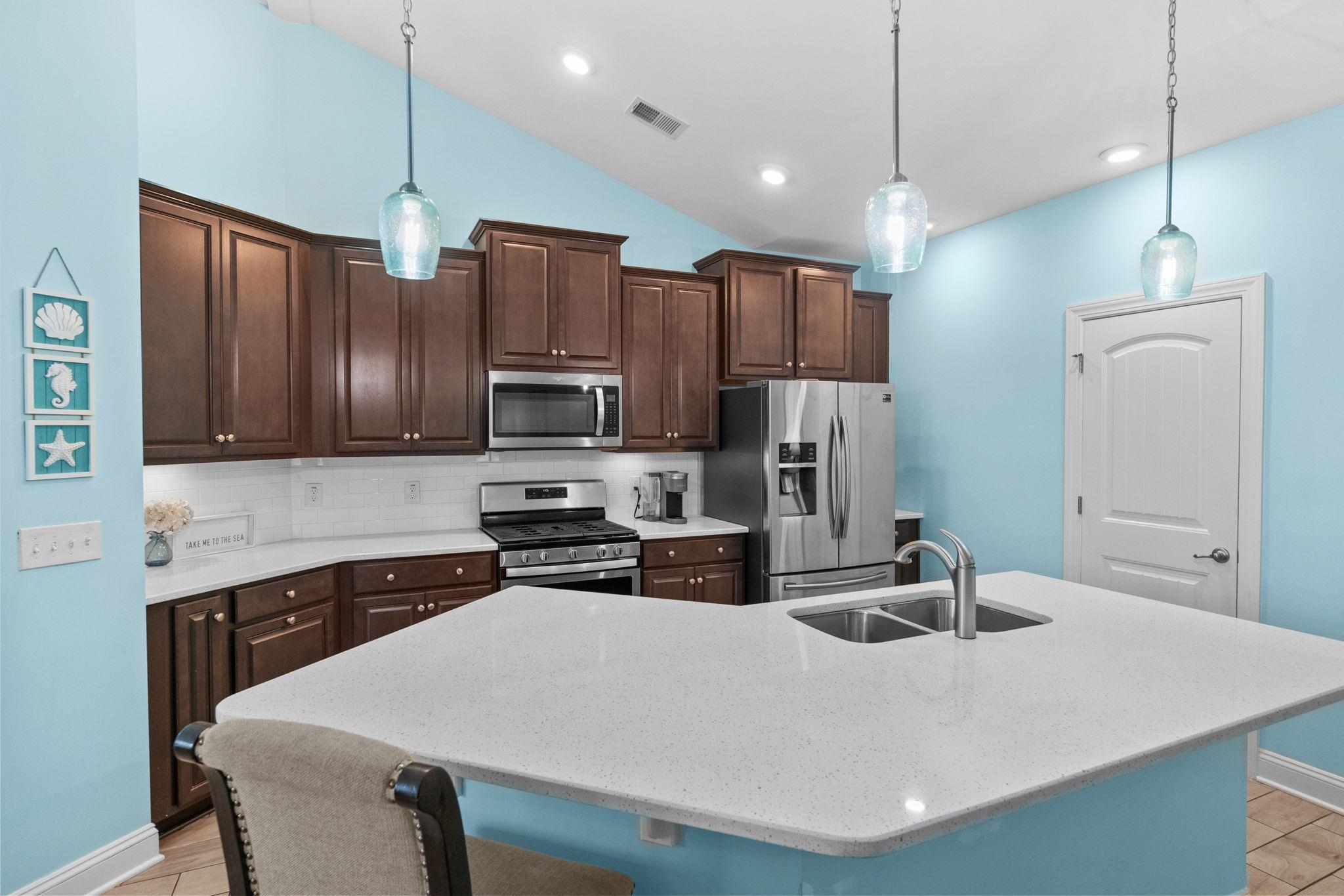 783 Berkshire Ave. Property Photo 26