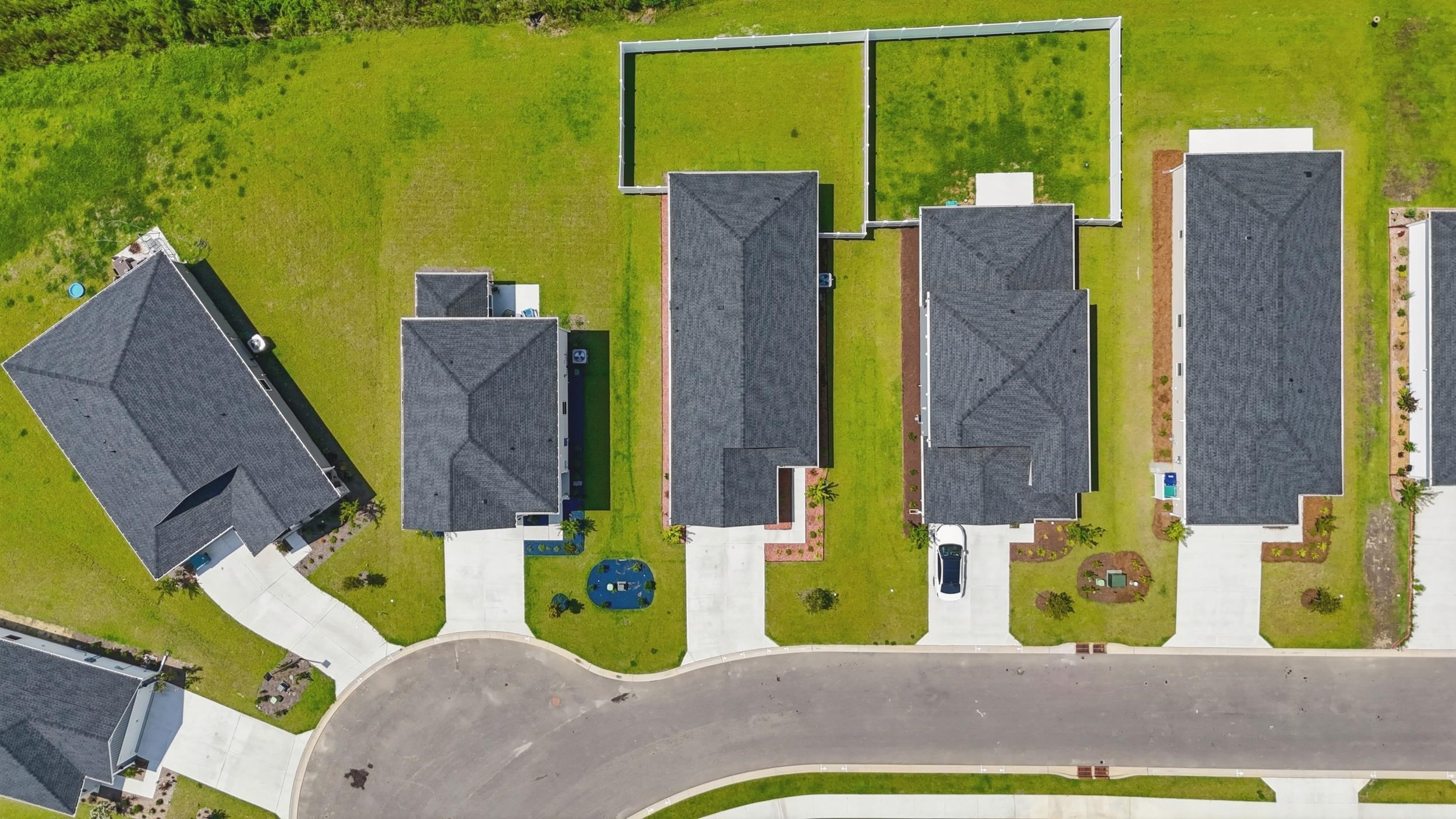 1105 Lauryn Oak Loop Property Photo 24