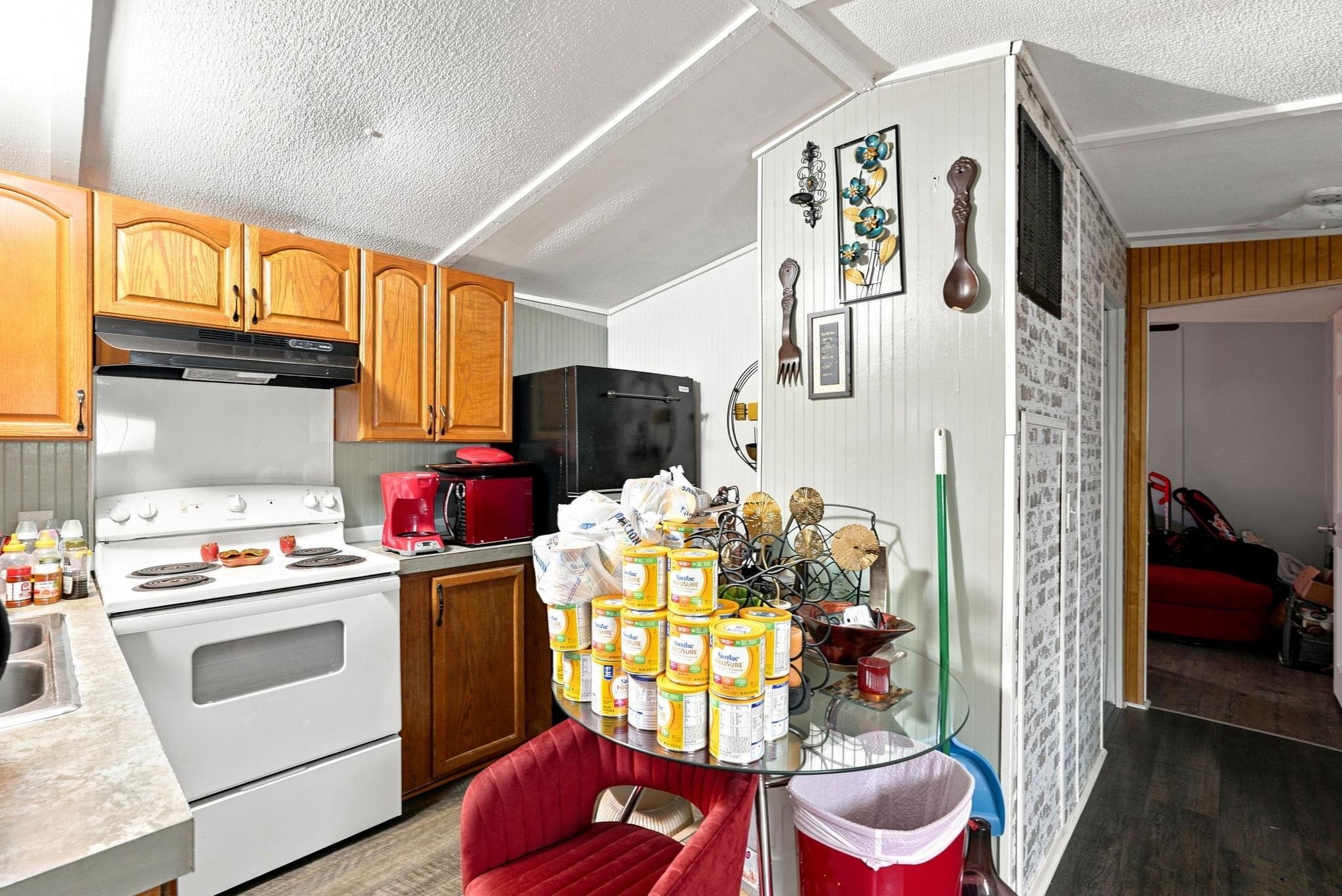 3796 Old Reaves Ferry Rd. Property Photo 9