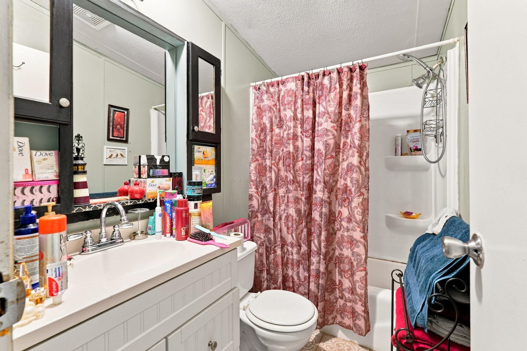 3796 Old Reaves Ferry Rd. Property Photo 11