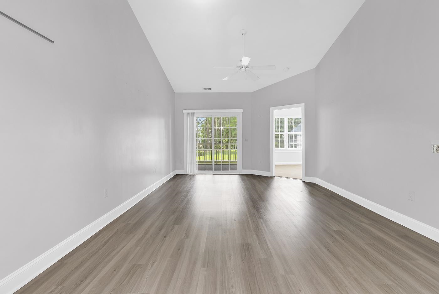 4933 Crab Pond Ct. Property Photo 3