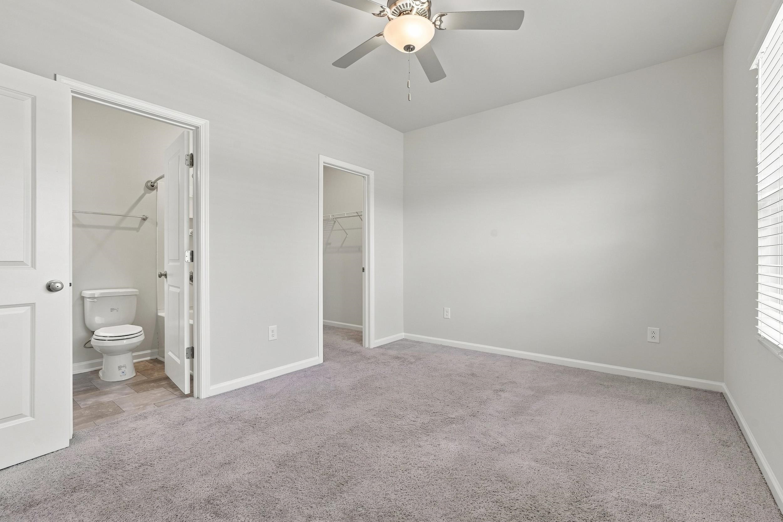 924 St. Albans Loop Property Photo 21
